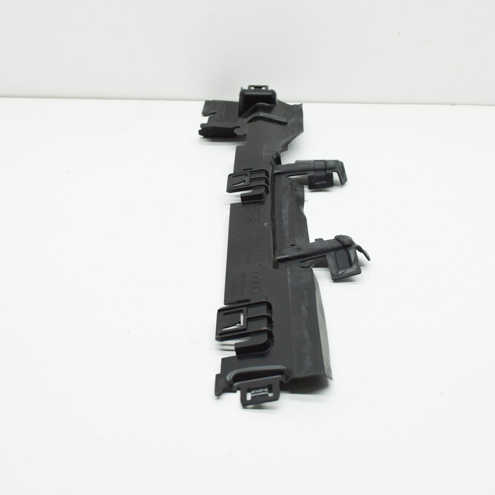 NEW AUDI E-TRON GE LEFT RADIATOR AIR GUIDE 4KE121283B ORIGINAL