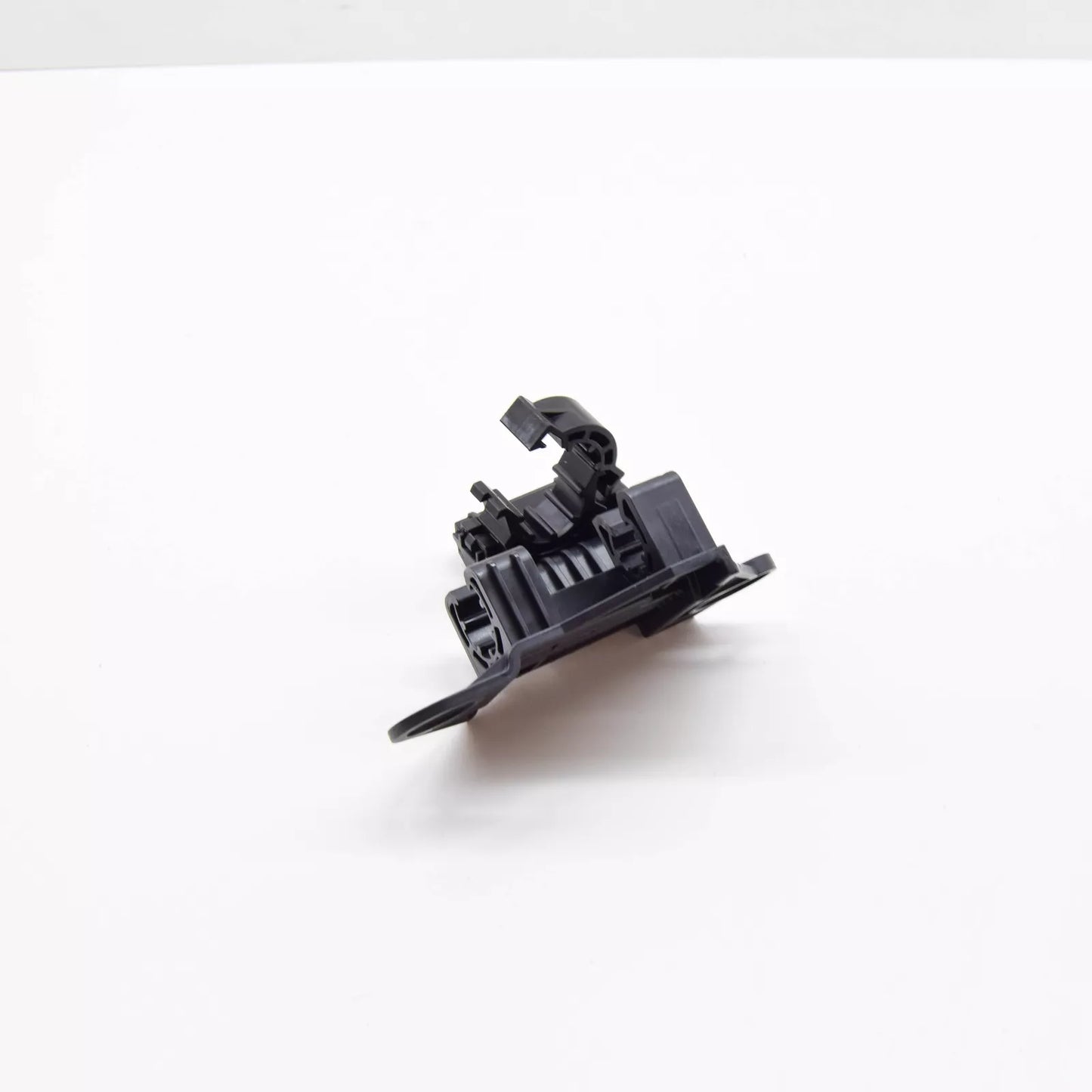 NEW AUDI A1 8X A/C REFRIGERANT HOSE BRACKET 6Q0820771B ORIGINAL