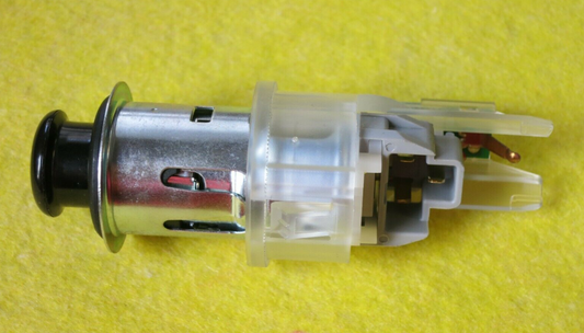 NEW MERCEDES-BENZ A W177 CONSOLE CIGARETTE LIGHTER ELEMENT A0008203453 ORIGINAL