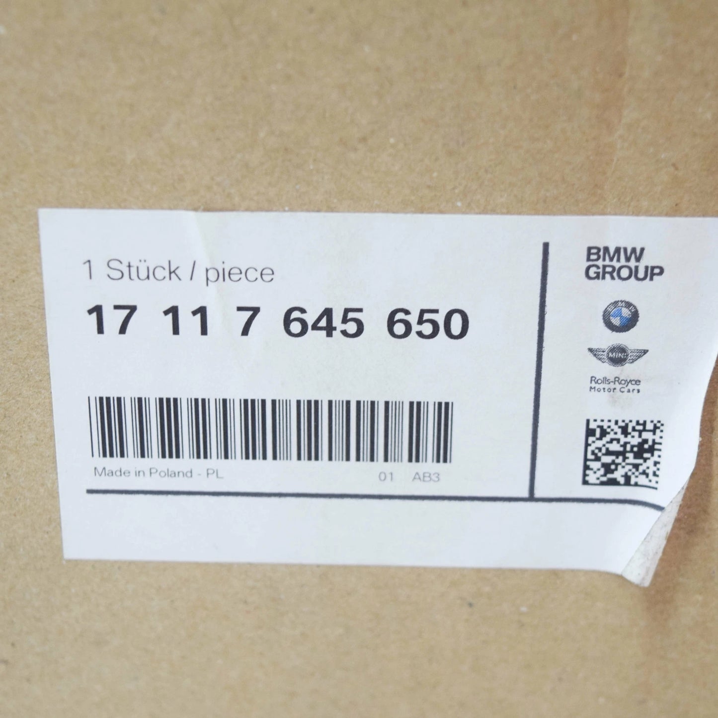 NEW BMW 5 F10 FRONT RADIATOR UPPER COVER 17117645650