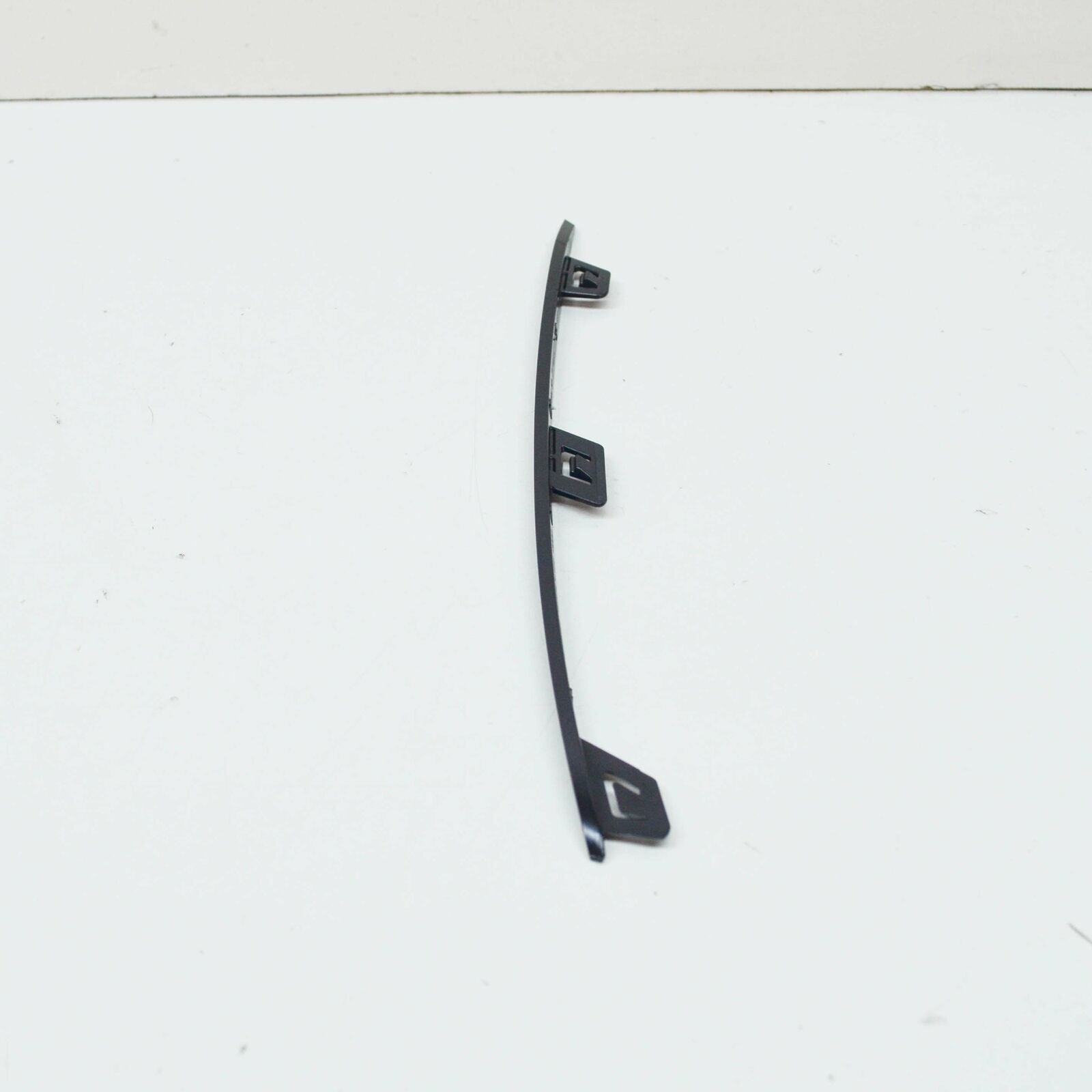 NEW AUDI A6 C8 FRONT BUMPER GRILLE LOWER INSERT MOLDING 4K08072329B9 ORIGINAL