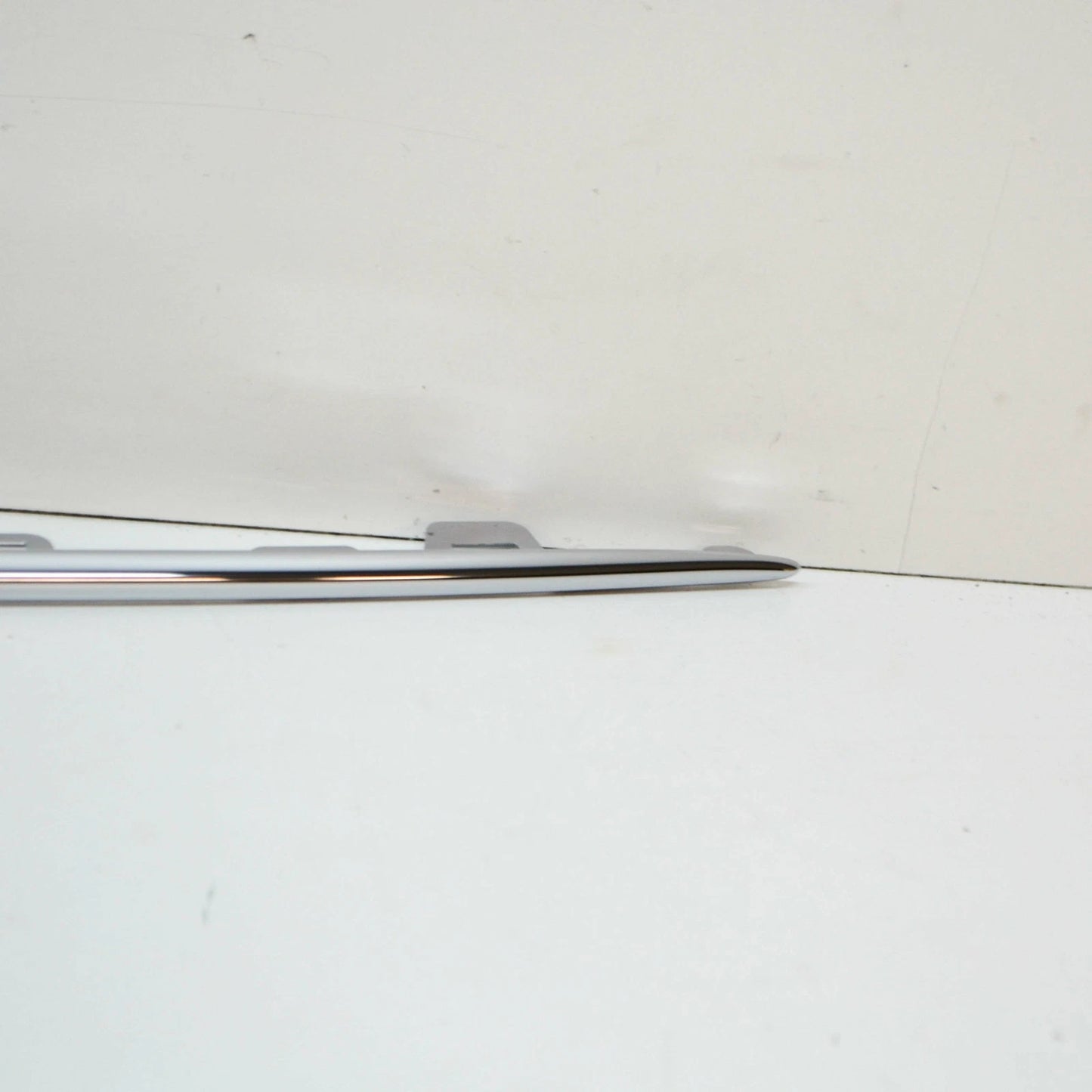 NEW MB C COUPE C205 FRONT BUMPER CENTER LOWER MOLDING STRIP A2058852901