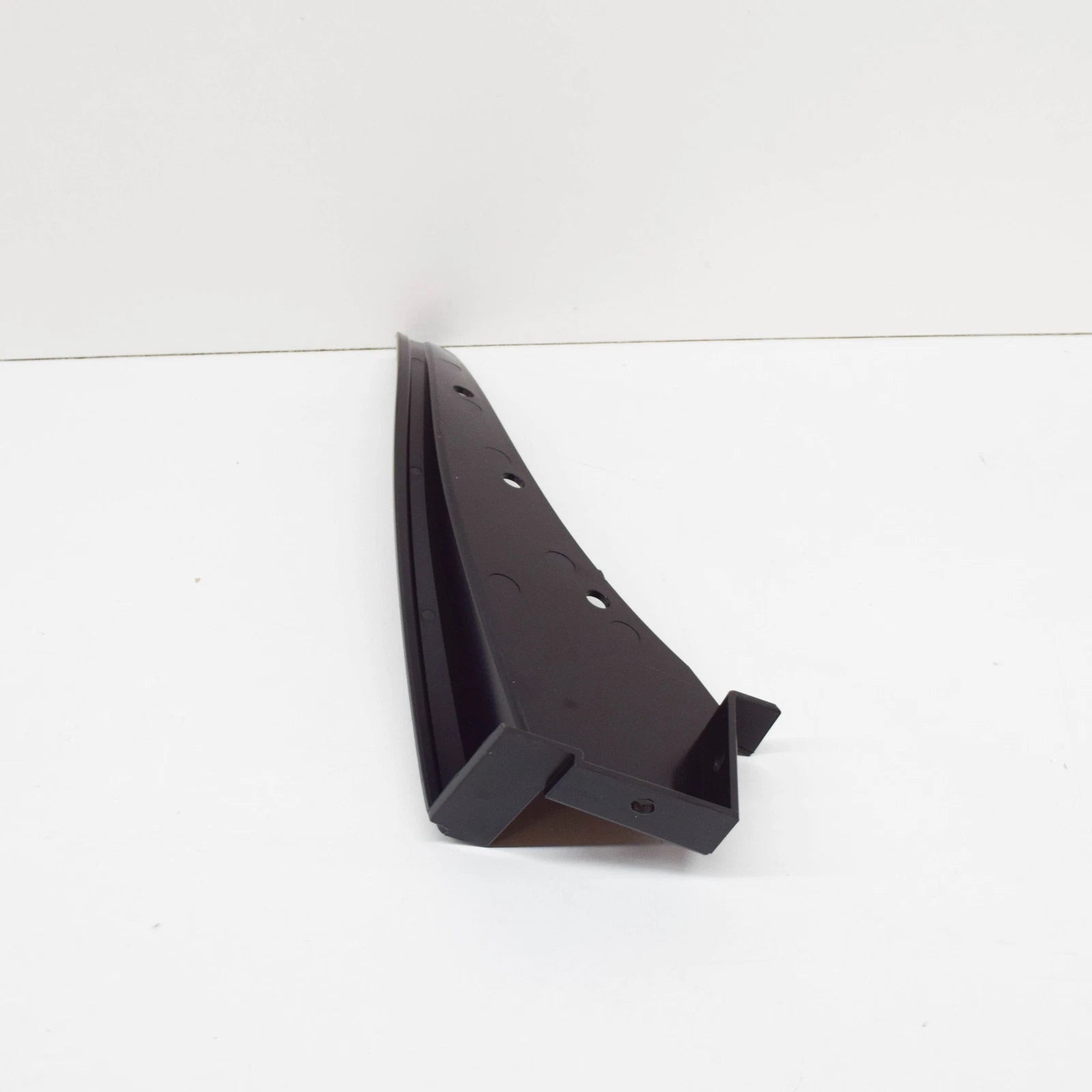 NEW BMW M3 E30 REAR LEFT WHEEL HOUSING COVER 51711961929 ORIGINAL