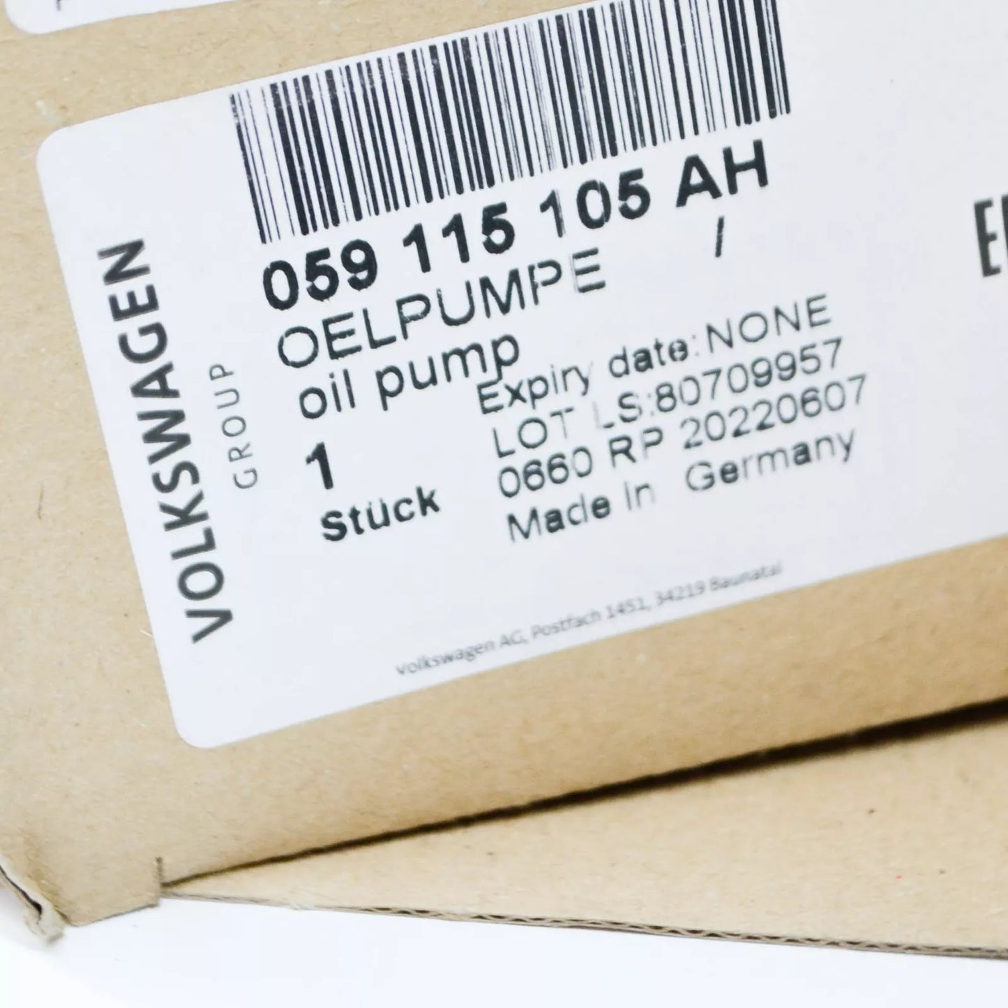 NEW AUDI Q7 4L OIL PUMP 059115105AH ORIGINAL