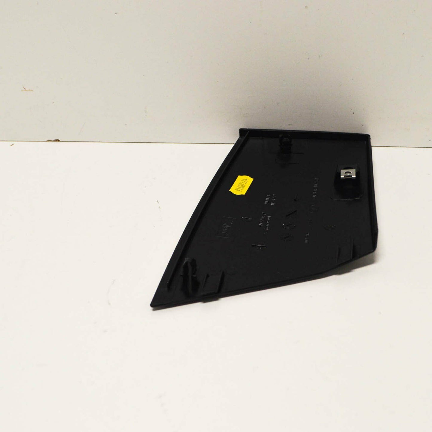 Genuine Mb A-Class W169 Front Left Water Drain Cover A1698300175 Original