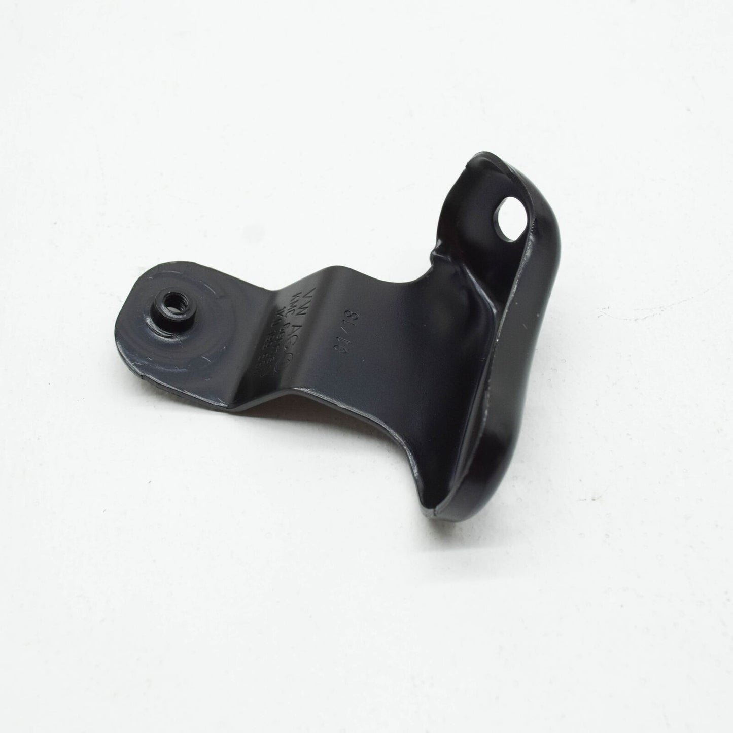 NEW VOLKSWAGEN GOLF 5K ENGINE MOUNT SUPPORT BRACKET 1K0199588A ORIGINAL