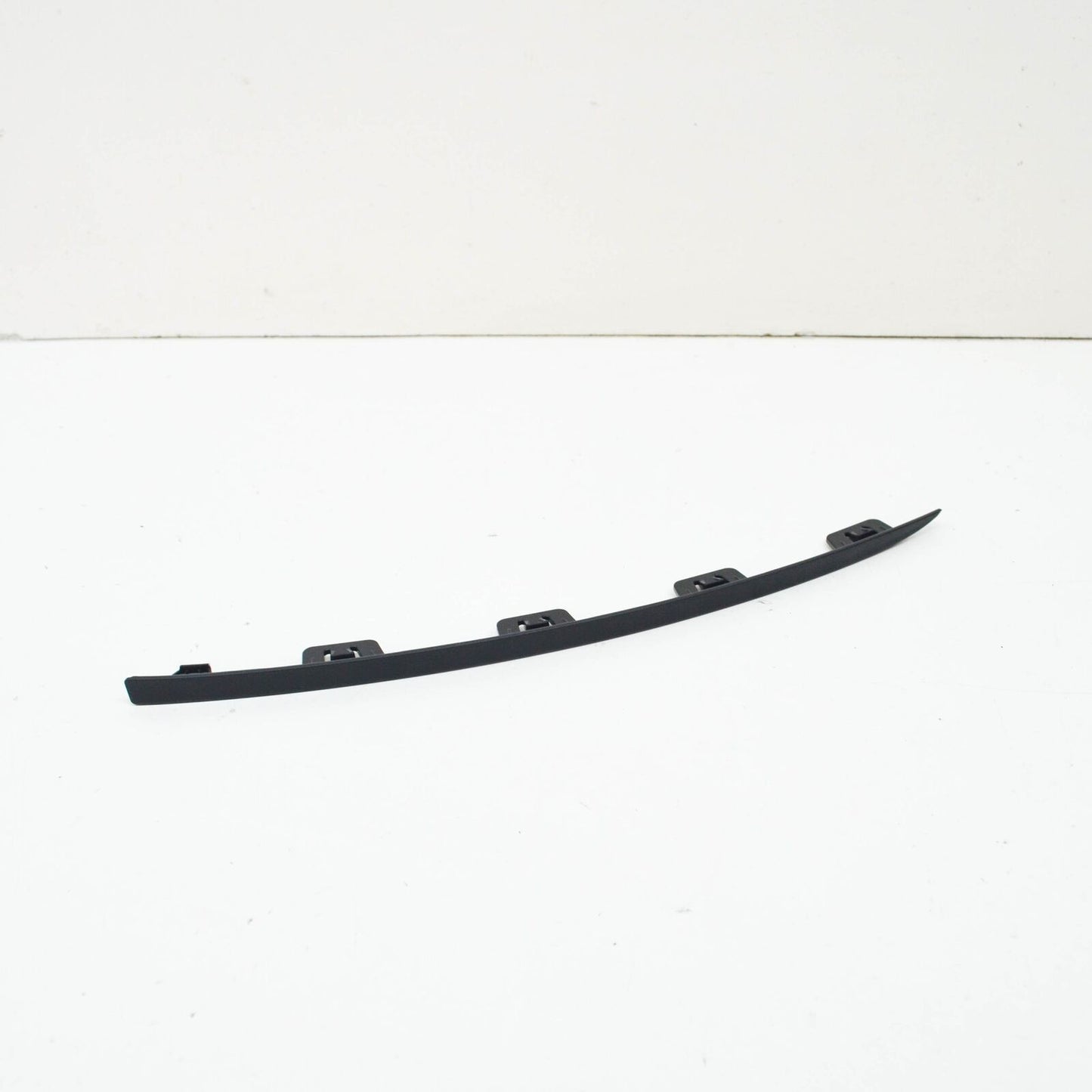 NEW MB B SPORTS TOURER W247 FRONT BUMPER LEFT BOTTOM STRIP A2478857302 ORIGINAL