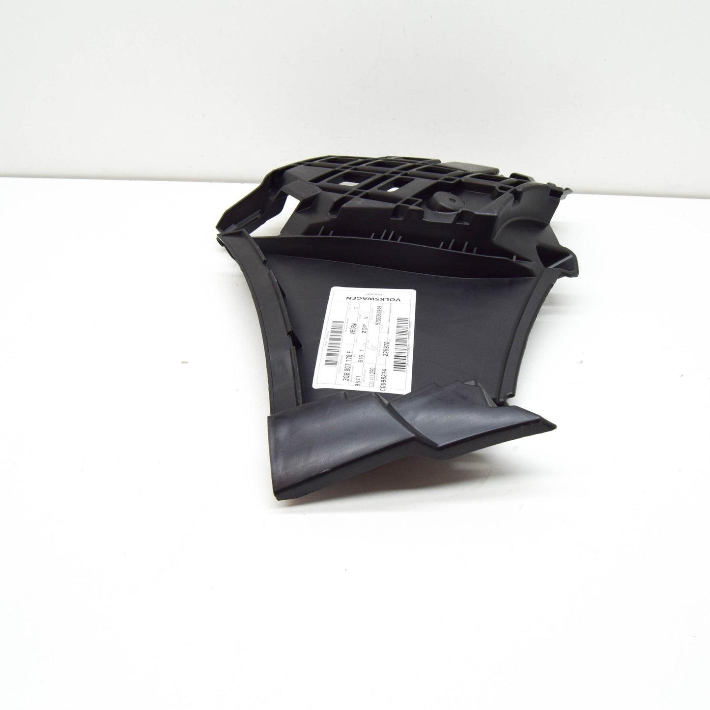 NEW VOLKSWAGEN ARTEON 3H7 FRONT RIGHT BUMPER BRACKET 3G8807178F ORIGINAL