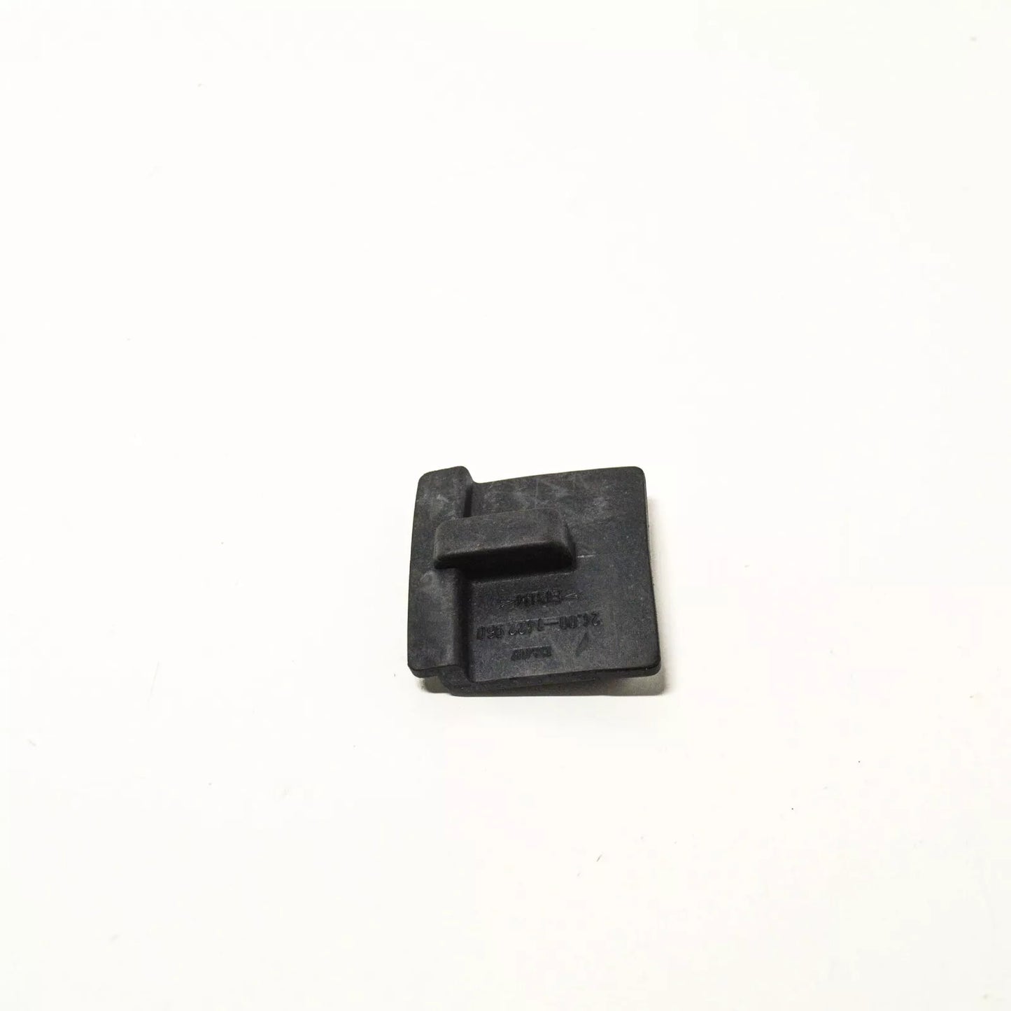 NEW BMW 8 E31 VACUUM CAP 24001422960 1422960