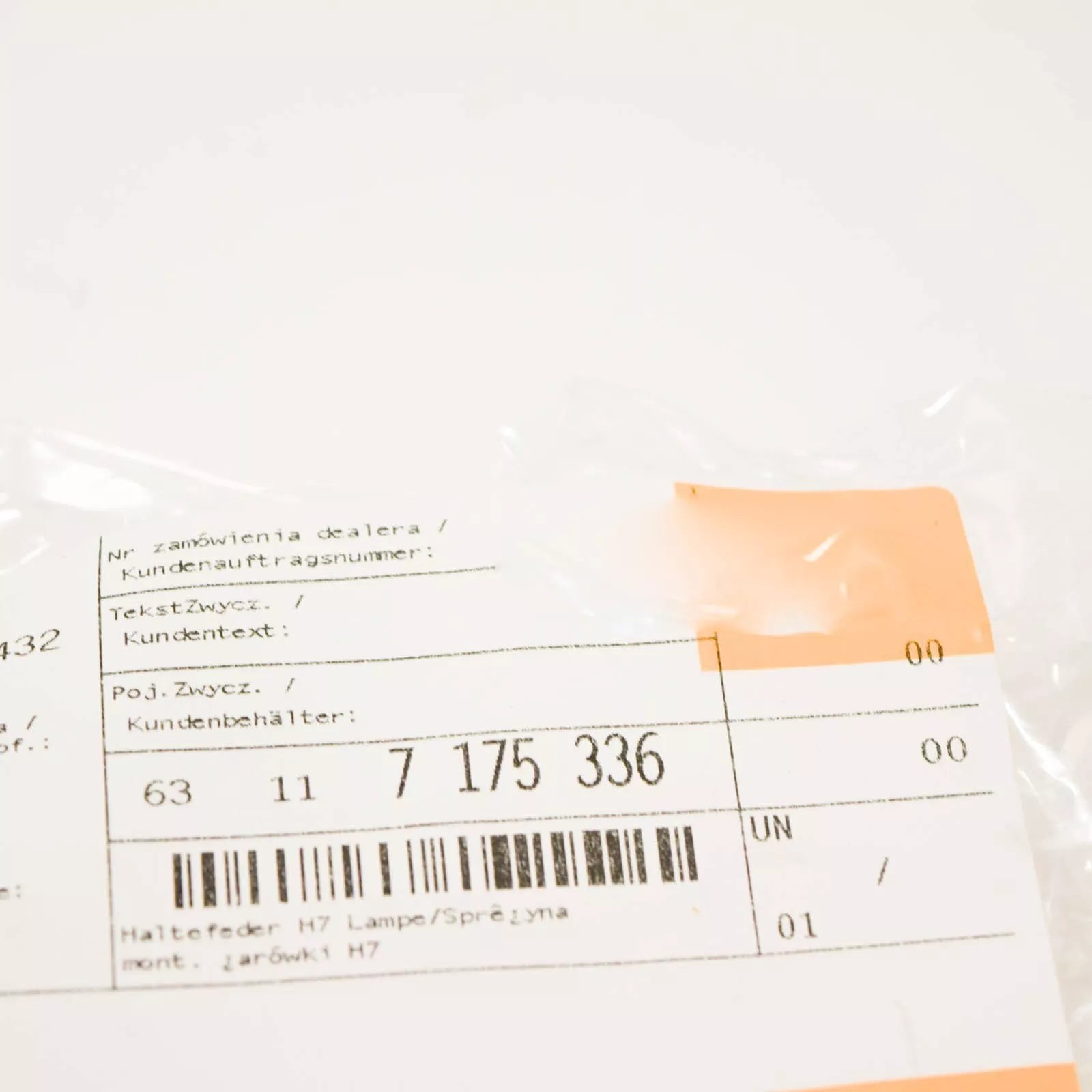 NEW BMW 5 E60 HEADLIGHT BULB RETAINING BRACKETS FOR H7 BULB X2 63117175336