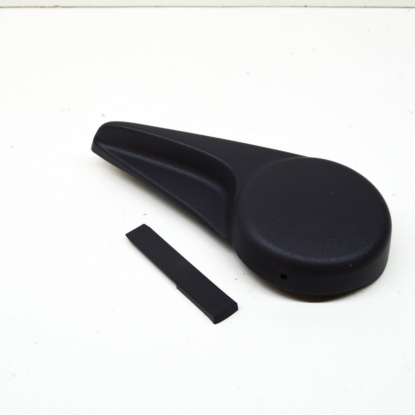 NEW MB A-CLASS W168 FRONT LEFT SEAT ADJUSTER HANDLE A16891001007D88 ORIGINAL