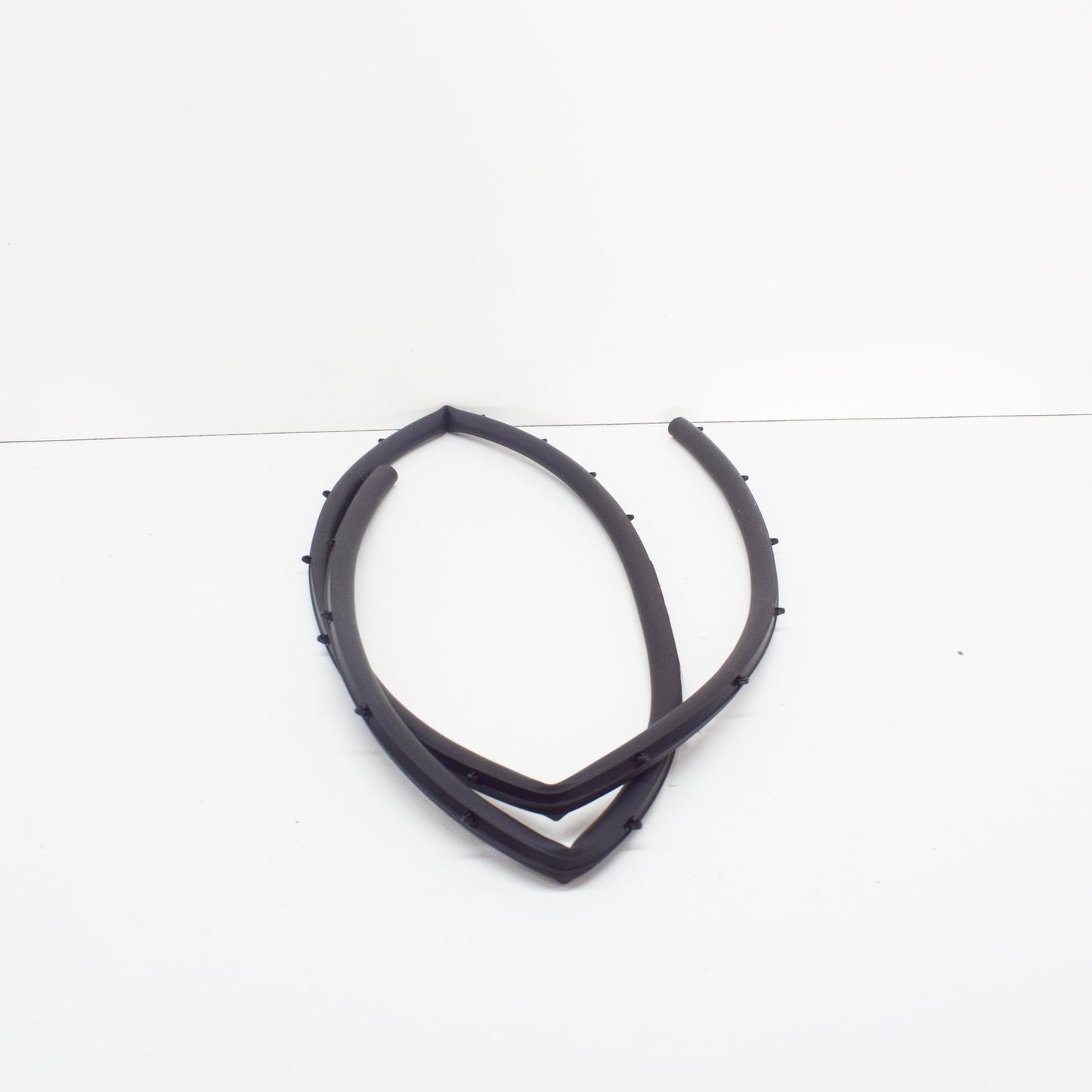 NEW VOLKSWAGEN TRANSPORTER T5 FRONT LEFT OUTER DOOR SEAL 7H0837671 ORIGINAL