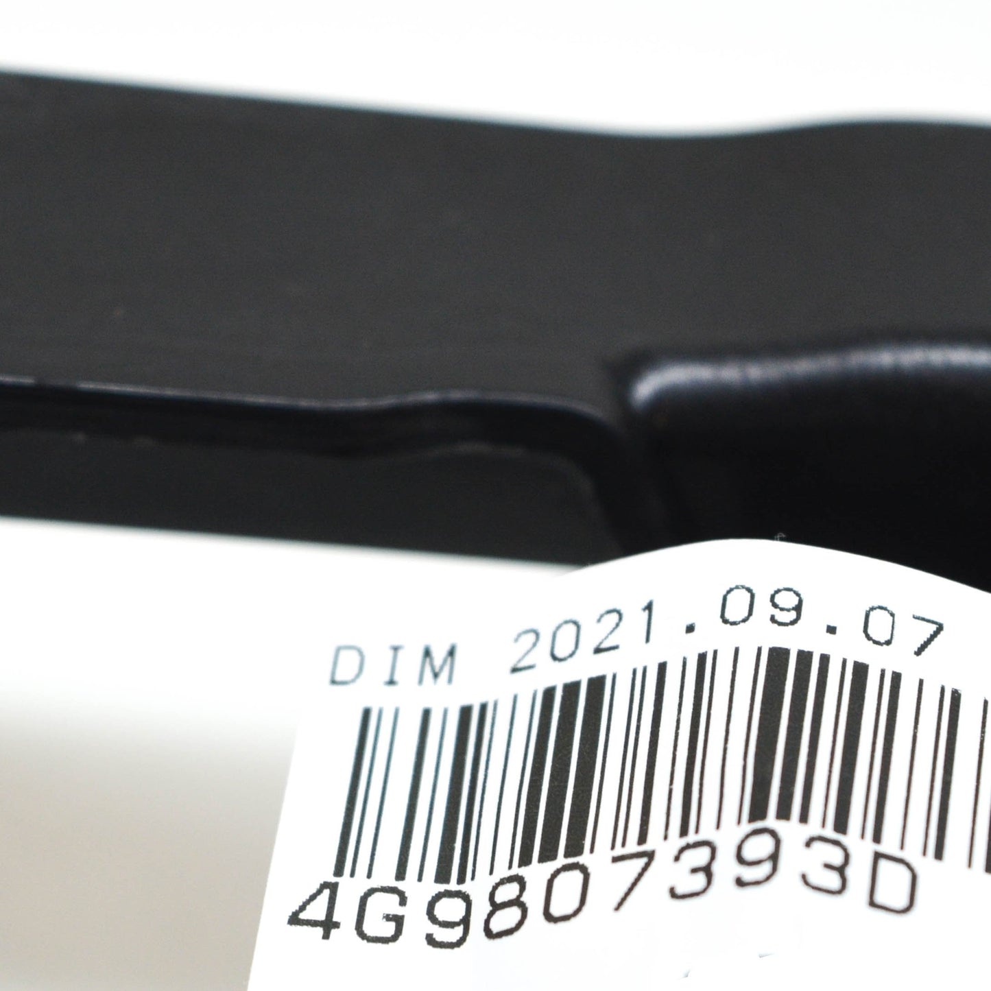 NEW AUDI A6 C7 REAR LEFT BUMPER BRACKET 4G9807393D ORIGINAL