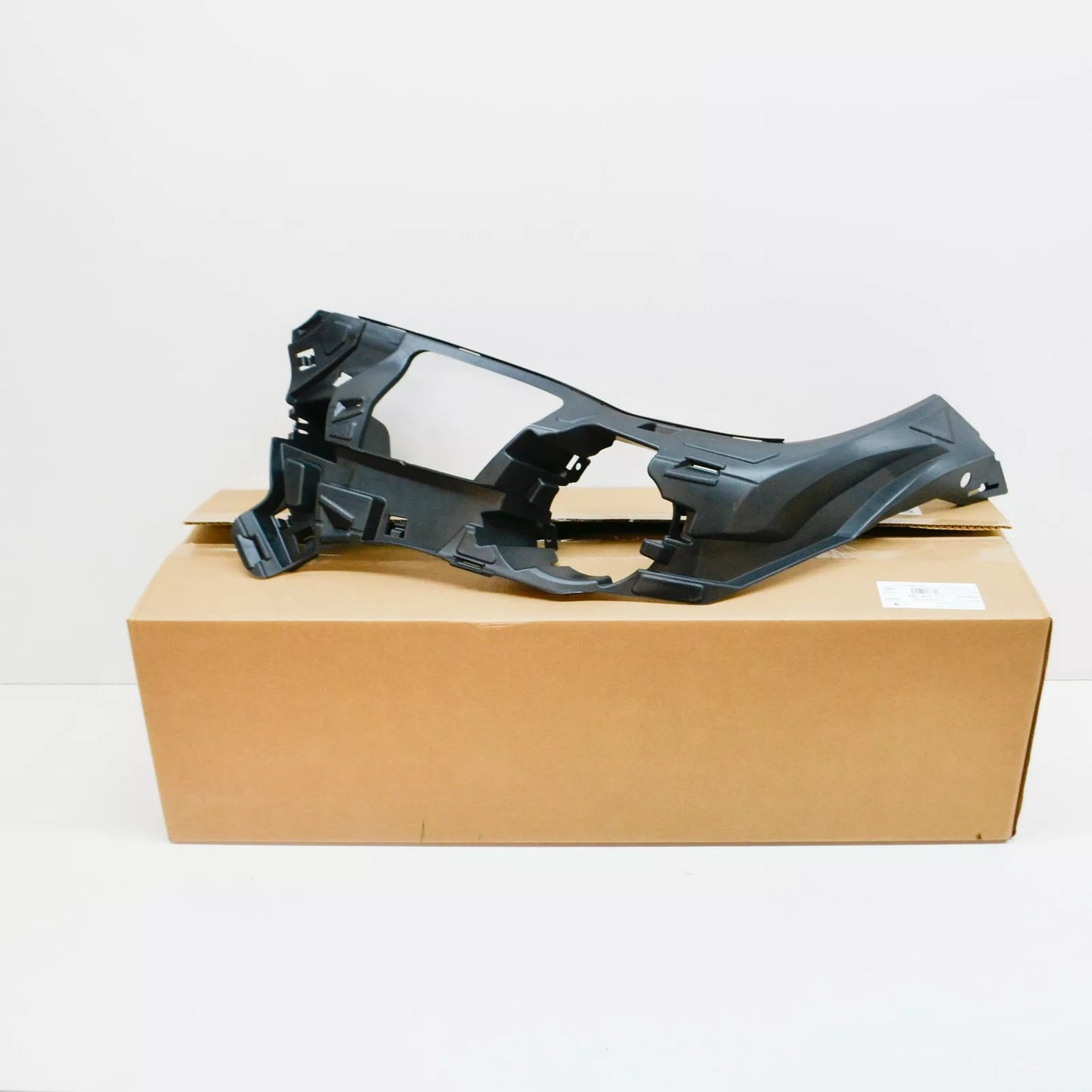 NEW BMW X6 F16 FRONT BUMPER LEFT INSERT TRIM 51117319799 7319799 2016 ORIGINAL