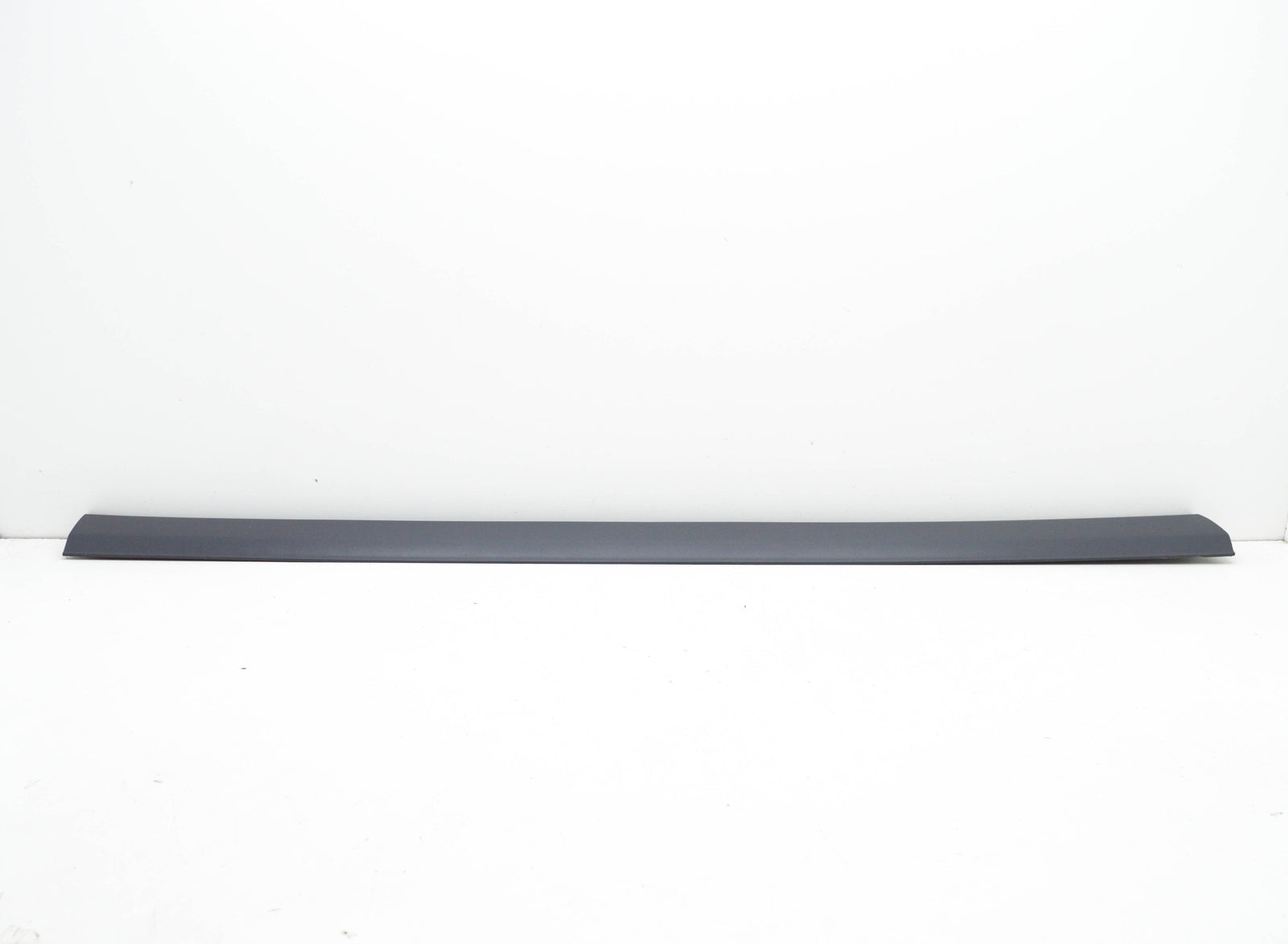 Genuine Mb Vito W639 Front Right Door Lower Moulding Trim A63969011627 G99 Original