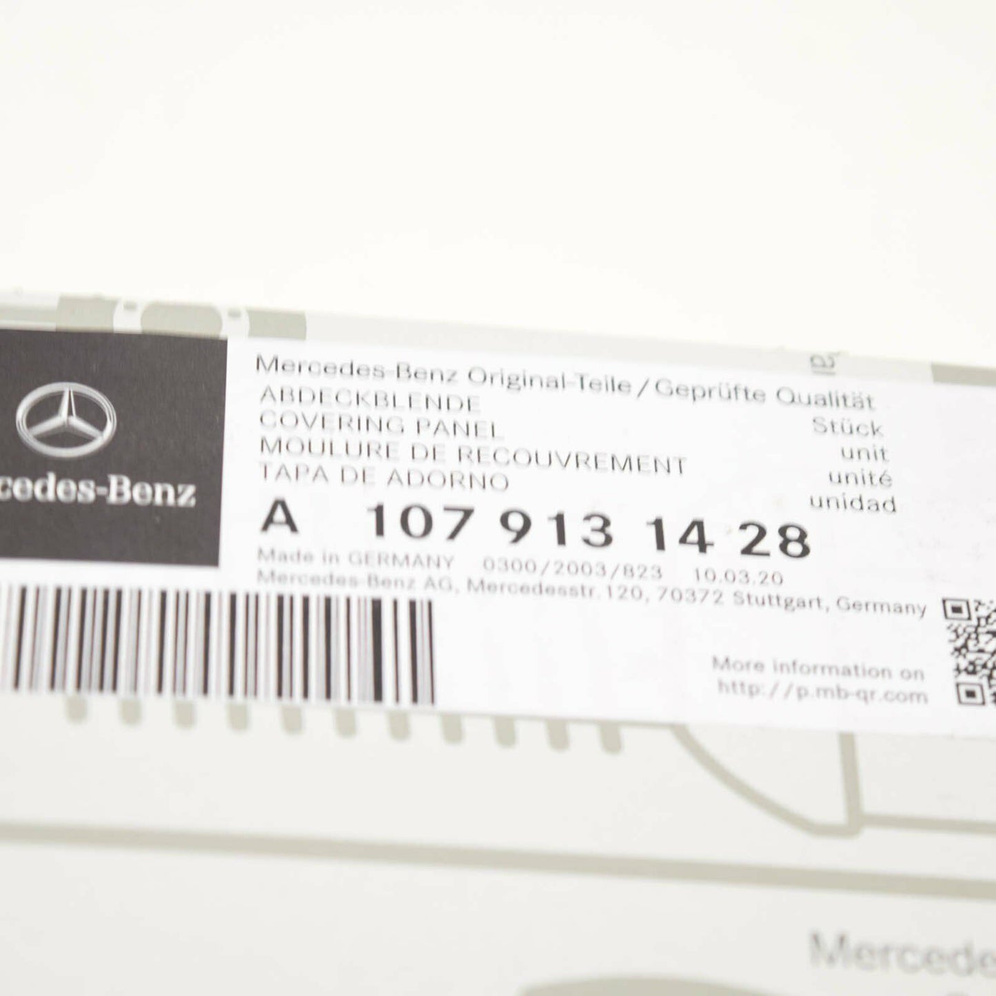 NEW MERCEDES-BENZ SL R107 FRONT RIGHT SEAT LOWER HINGE COVER A1079131428