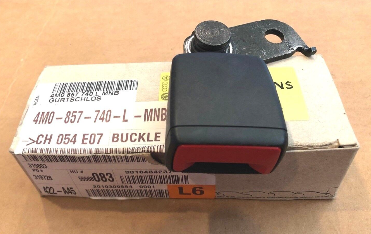 new audi q7 4m rear right seat belt latch 4m0857740lmnb 4m0857740l mnb original
