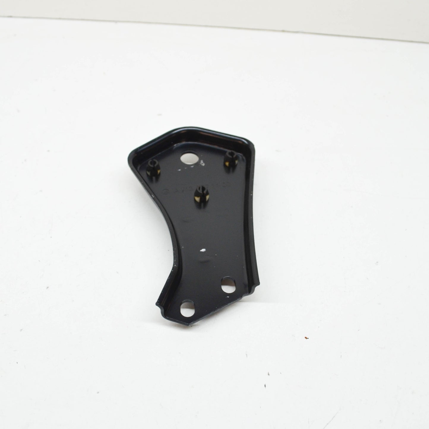 NEW MERCEDES-BENZ E W213 REAR AXLE LEFT THRUST PLATE A2133521100 ORIGINAL