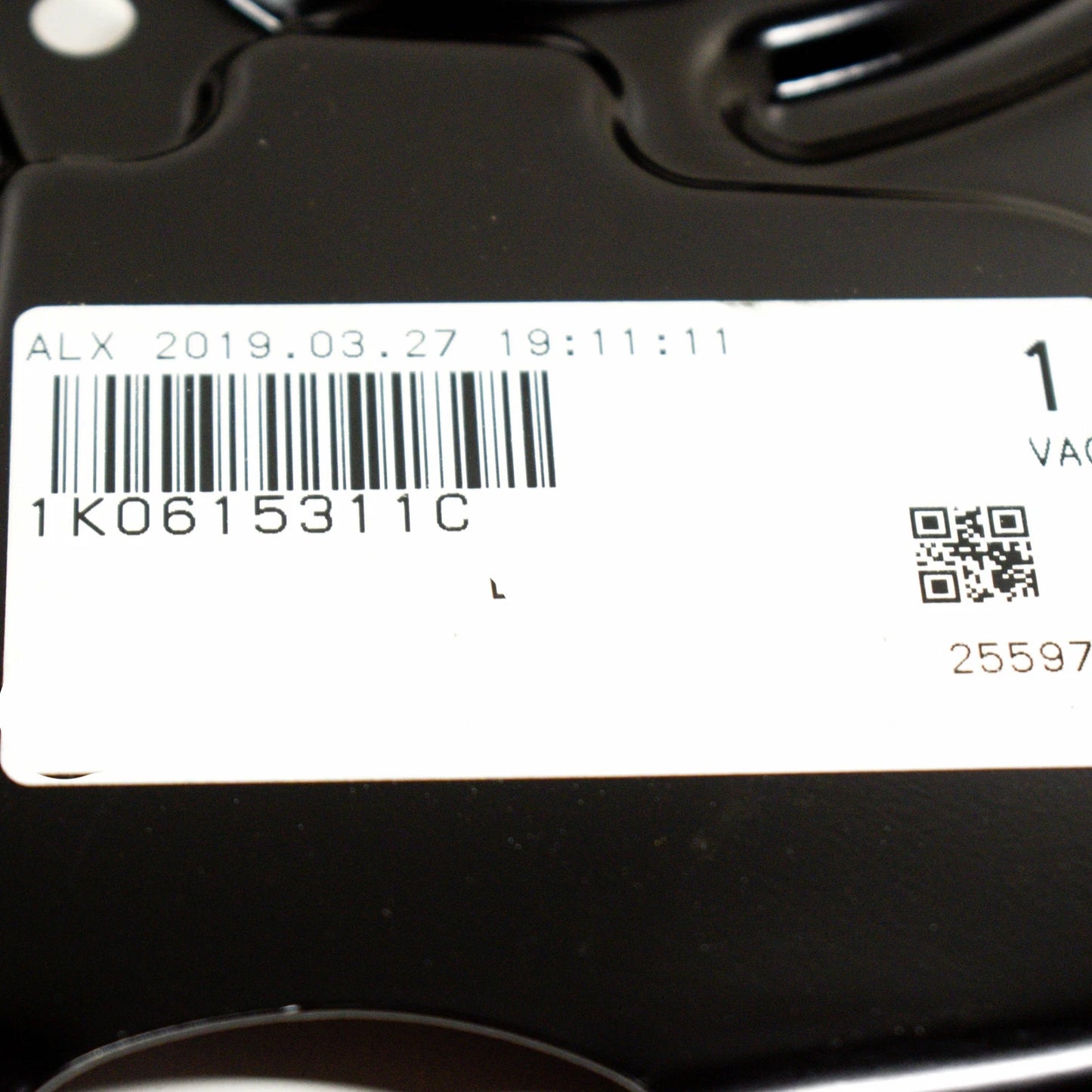 NEW AUDI A3 8P1 FRONT LEFT BRAKE DISK COVER PLATE 1K0615311C