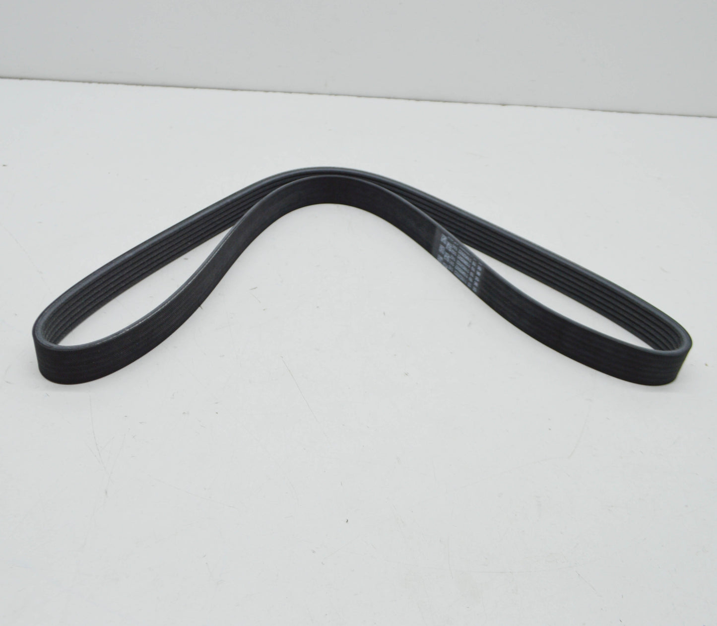 NEW VOLKSWAGEN CRAFTER SY ENGINE V-RIBBED BELT 04L145933 ORIGINAL