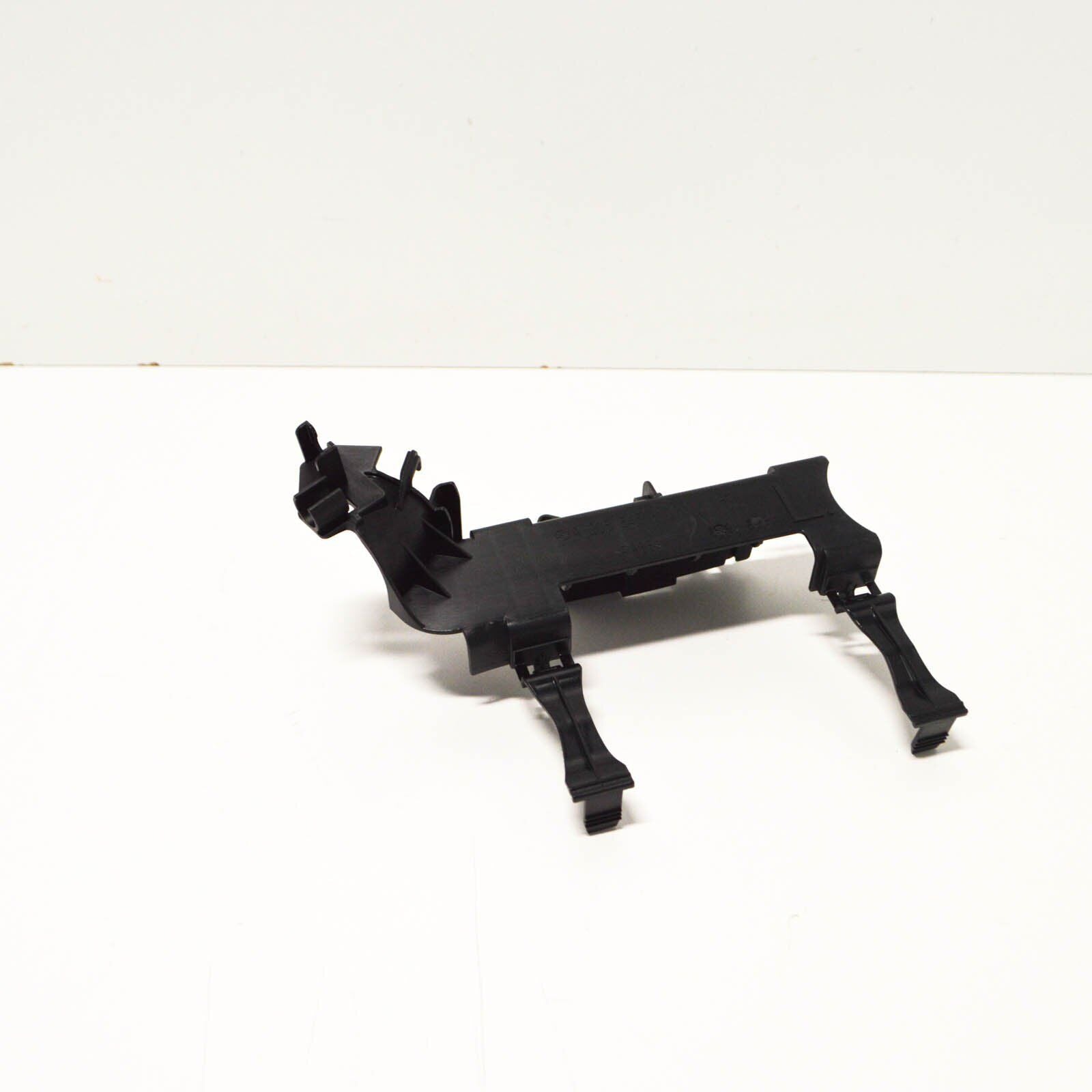 NEW MERCEDES BENZ C W205 FRONT AXLE LEFT CABLE DUCT A2055468180 ORIGINAL