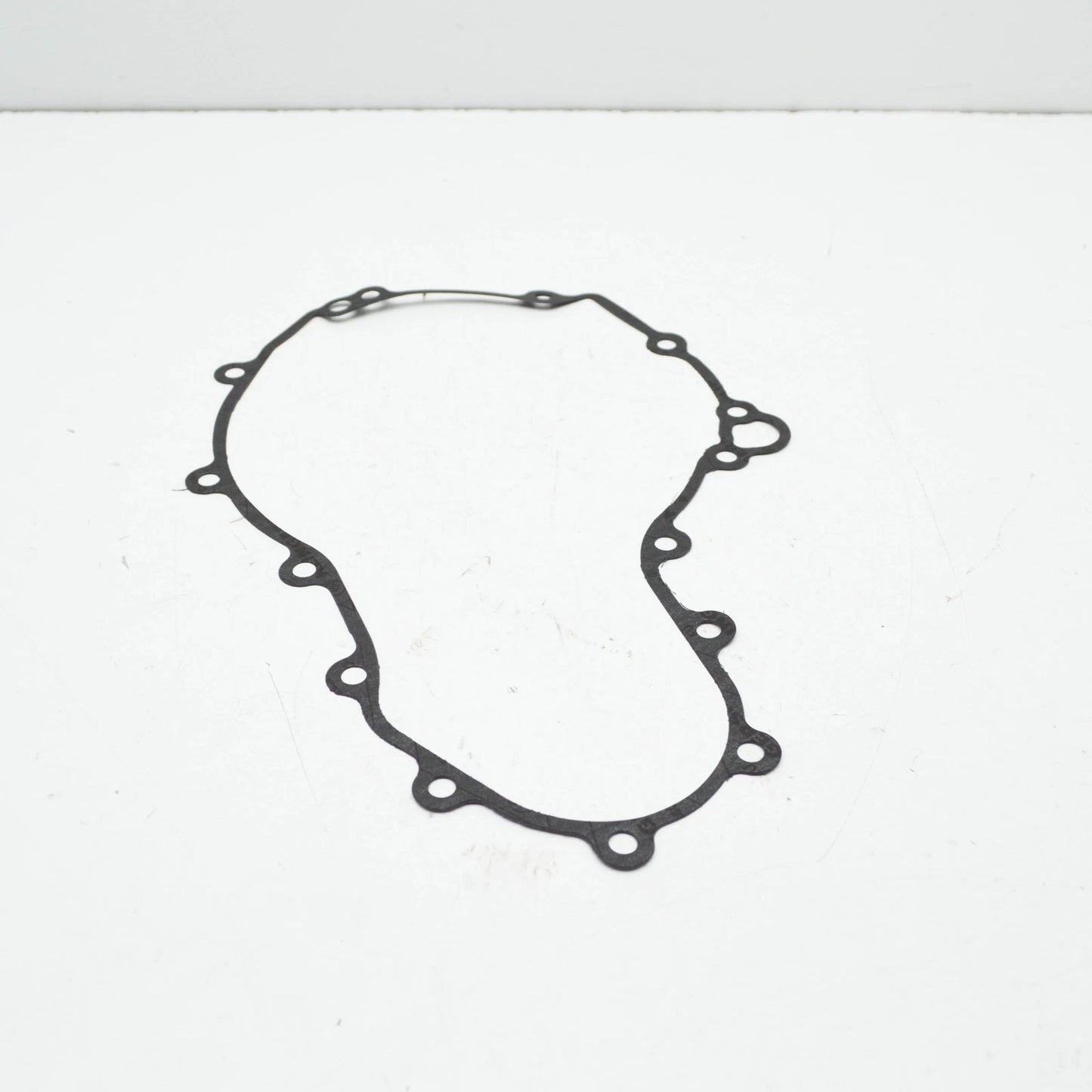 NEW BMW K70 F 700 GS ENGINE GOUSING COVER GASKET RIGHT 11147670688 ORIGINAL