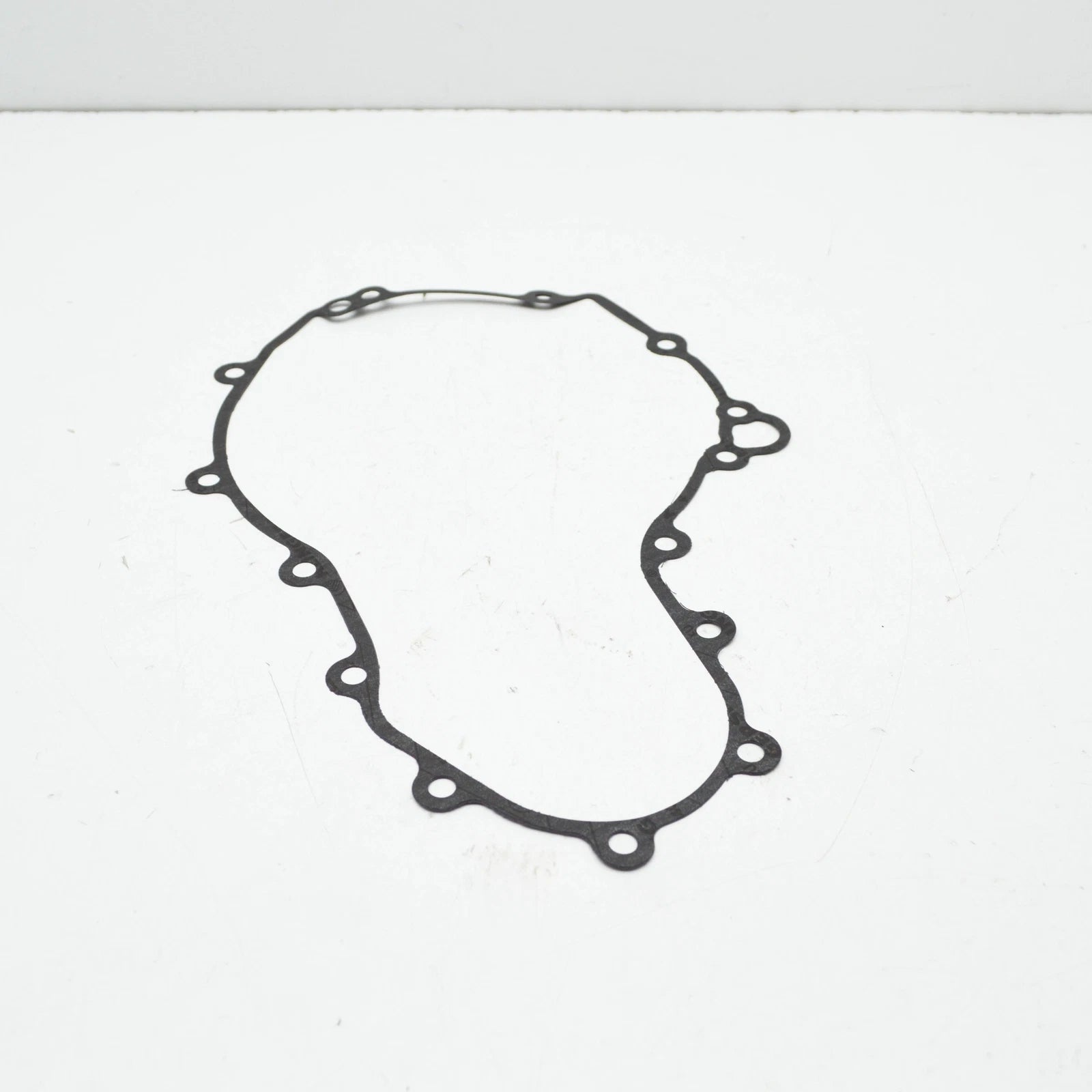 NEW BMW K70 F 700 GS ENGINE GOUSING COVER GASKET RIGHT 11147670688 ORIGINAL