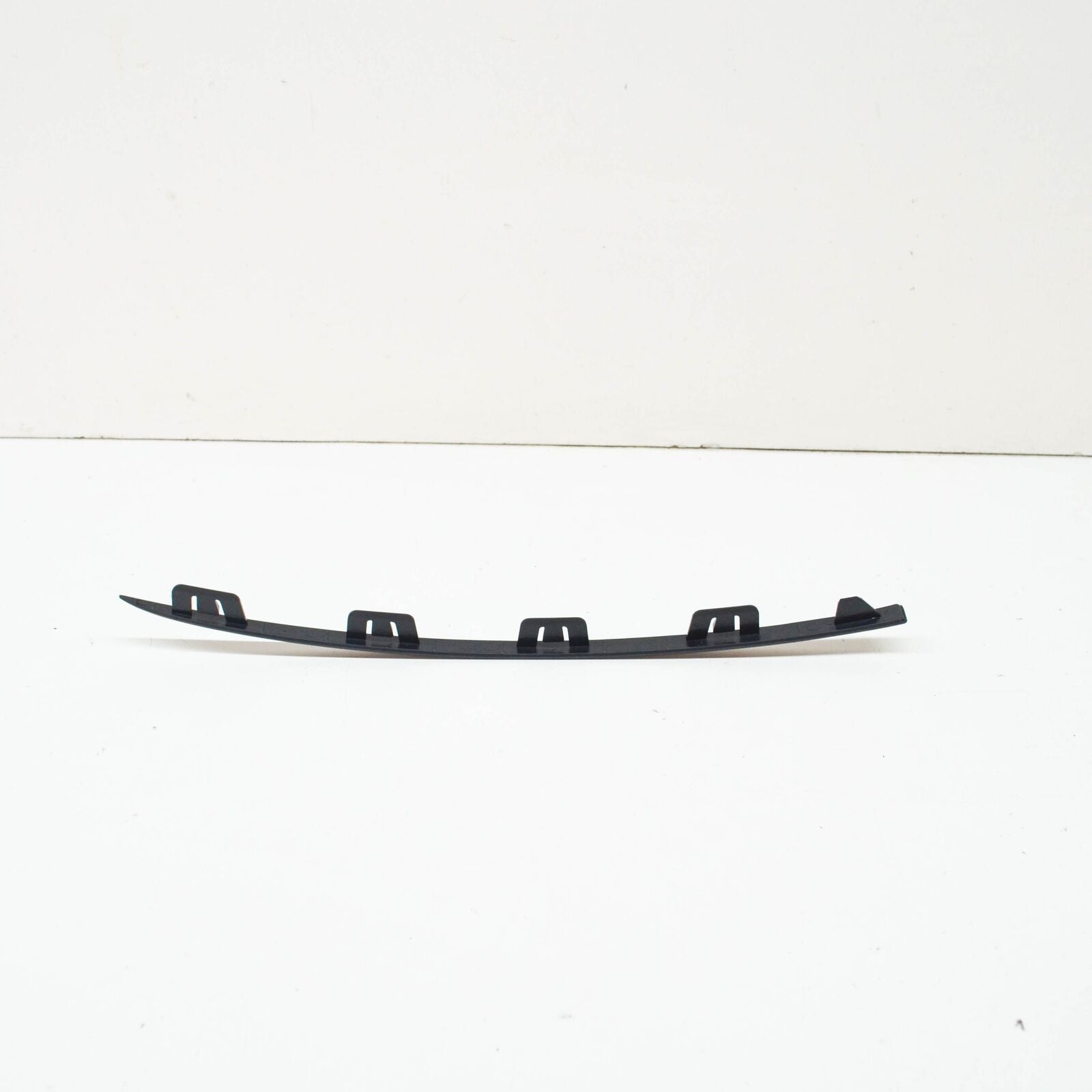 NEW MB B SPORTS TOURER W247 FRONT BUMPER LEFT BOTTOM STRIP A2478857302 ORIGINAL