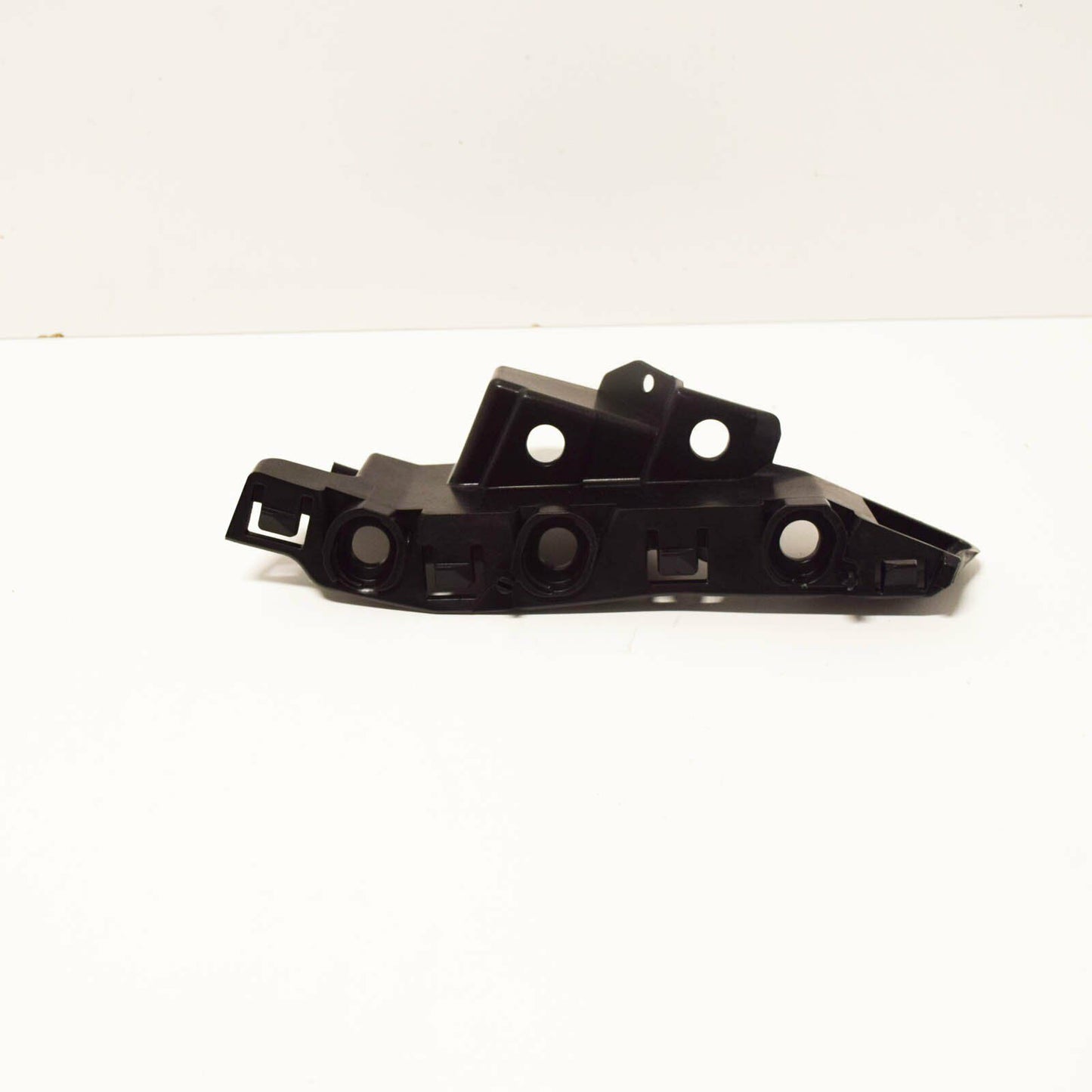 NEW AUDI Q7 4M FRONT BUMPER RIGHT UPPER GUIDE BRACKET 4M0807284B ORIGINAL