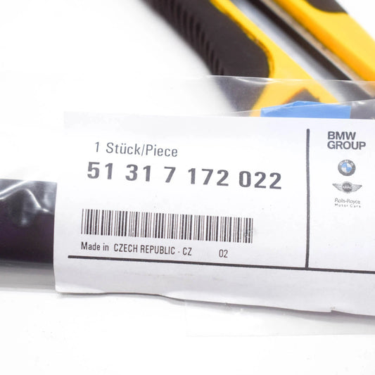 NEW BMW 7 E65 FRONT UPPER WINDSHIELD MOULDING SEAL 51317172022 ORIGINAL