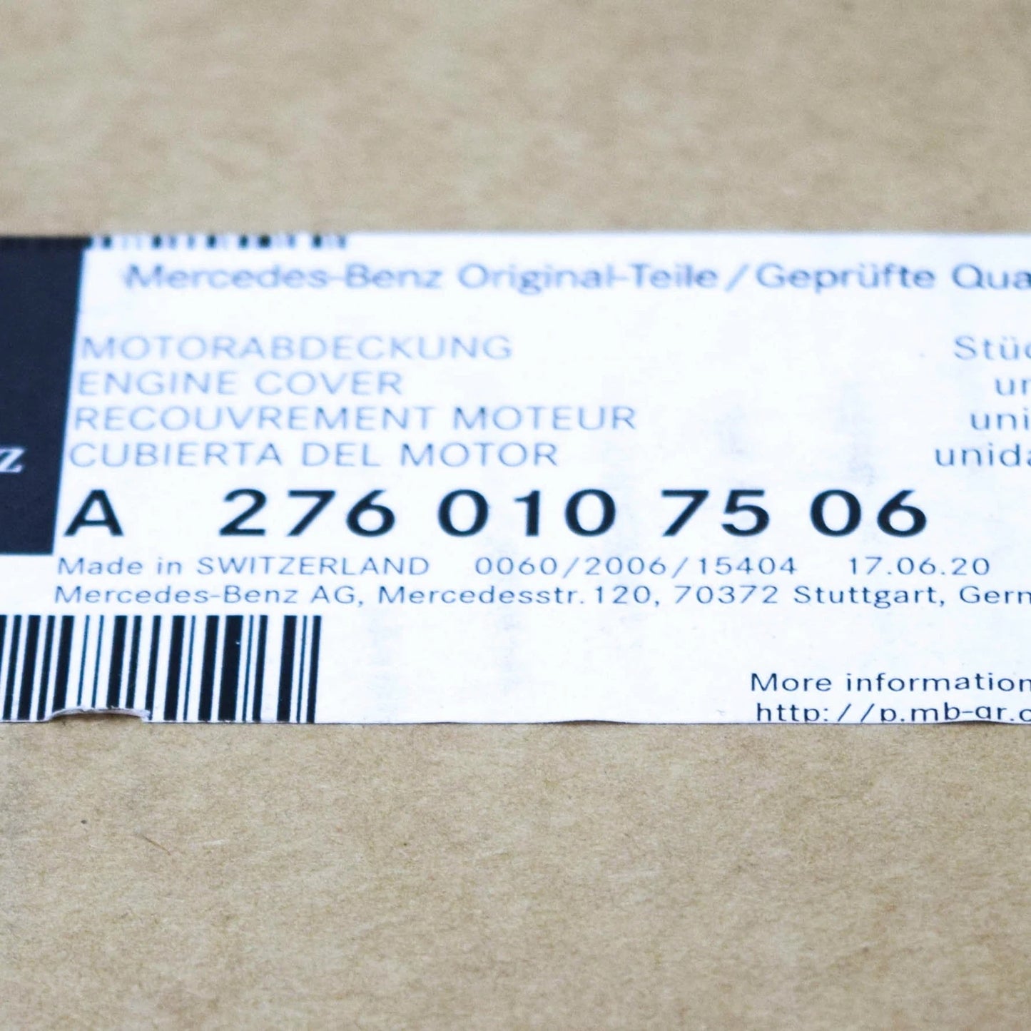 NEW MERCEDES-BENZ C-CLASS W205 ENGINE TOP COVER A2760107506 ORIGINAL