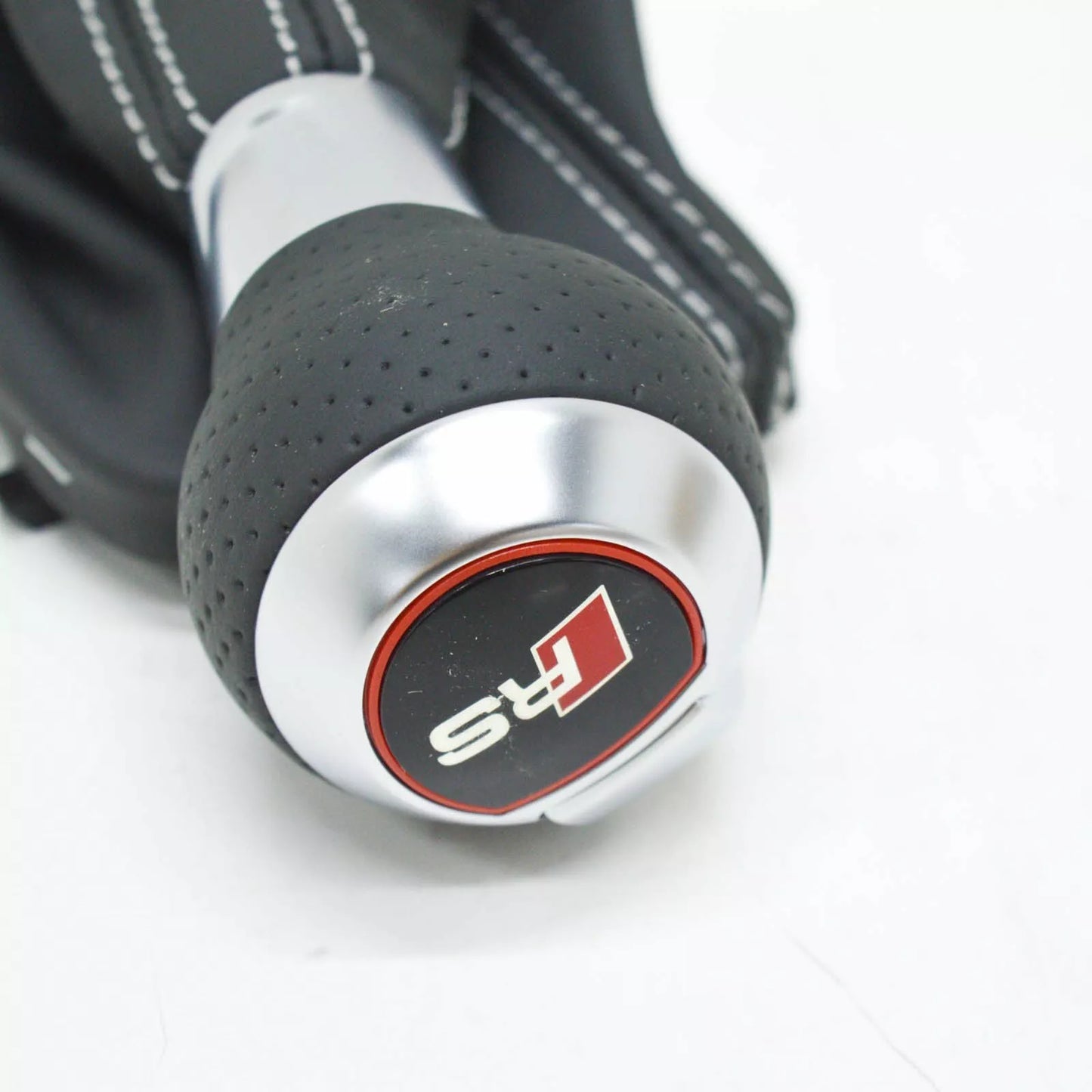 NEW AUDI A3 RS3 8P AUTOMATIC GEAR SHIFT KNOB LHD 8P1713139AAOCK ORIGINAL