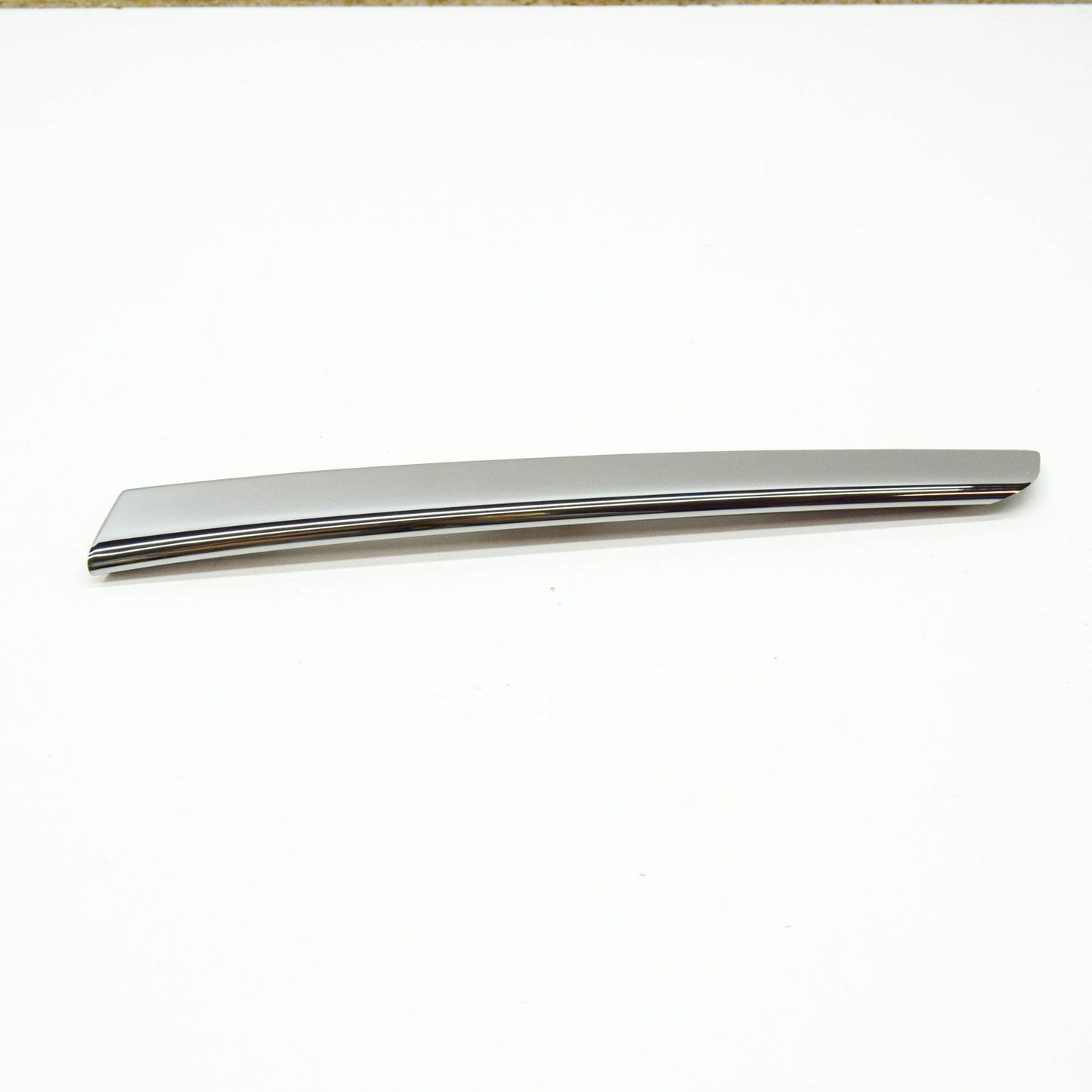 NEW SKODA SUPERB MK3 FRONT BUMPER LEFT TRIM INSERT 3V0807833A2ZZ ORIGINAL