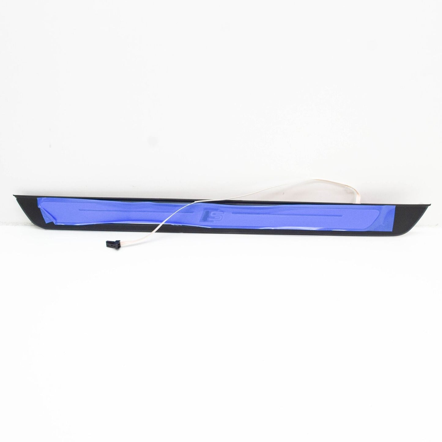 NEW AUDI A6 C8 AVANT FRONT LEFT SILL TRIM 4K0947405A ORIGINAL