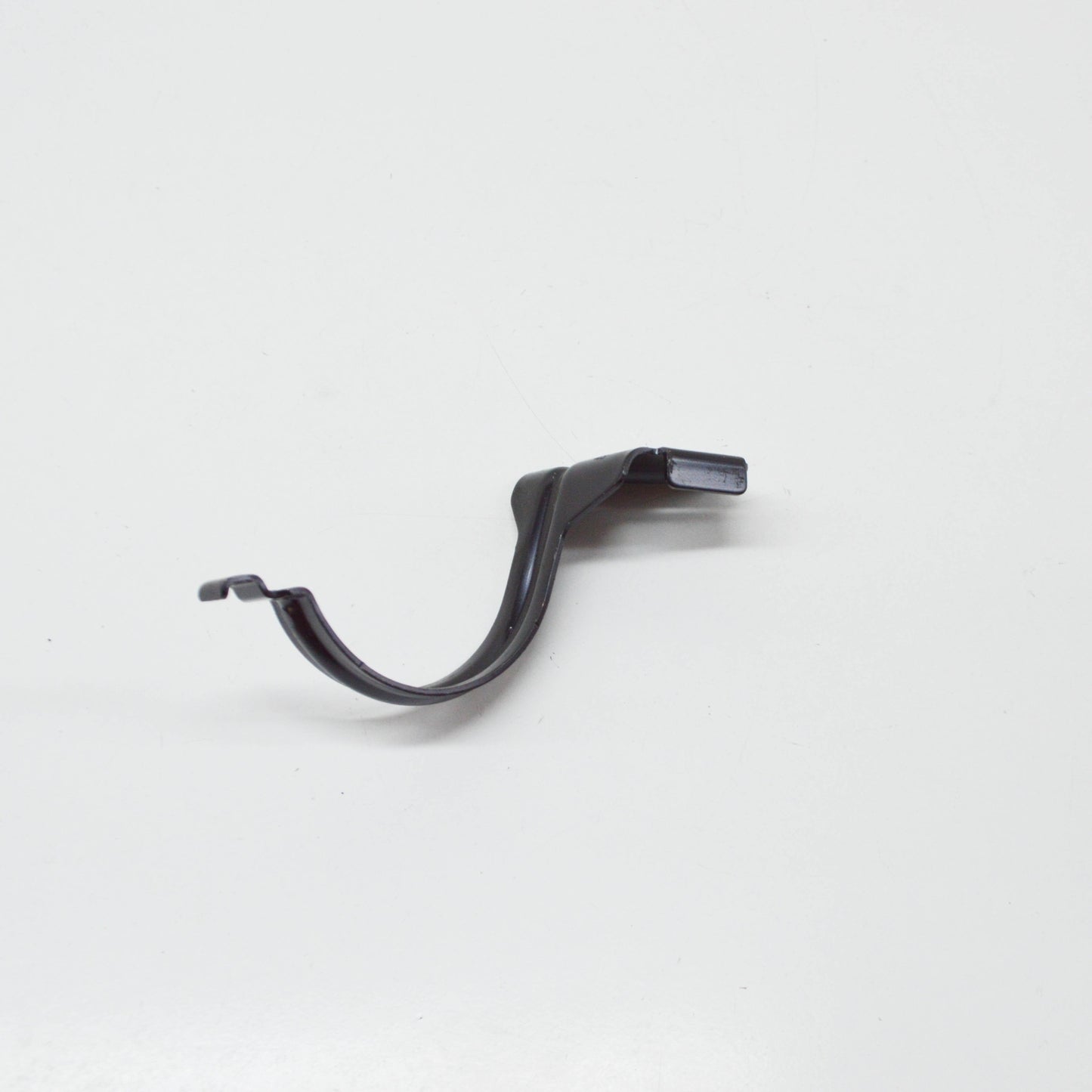 NEW AUDI A4 AVANT B8 REAR AUXILIARY WATER PUMP BRACKET 8K0145879B ORIGINAL