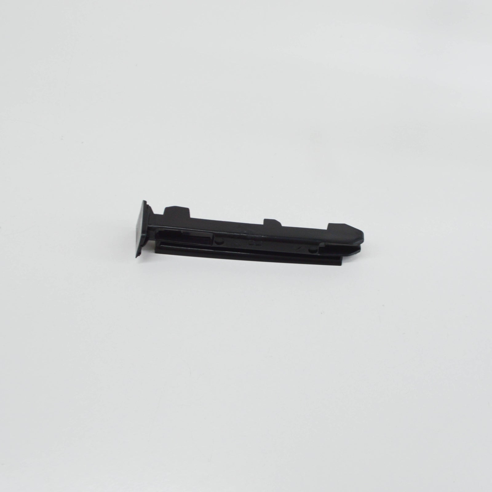 new audi a3 8v rear bumper right locking mechanism 8v3807740 original
