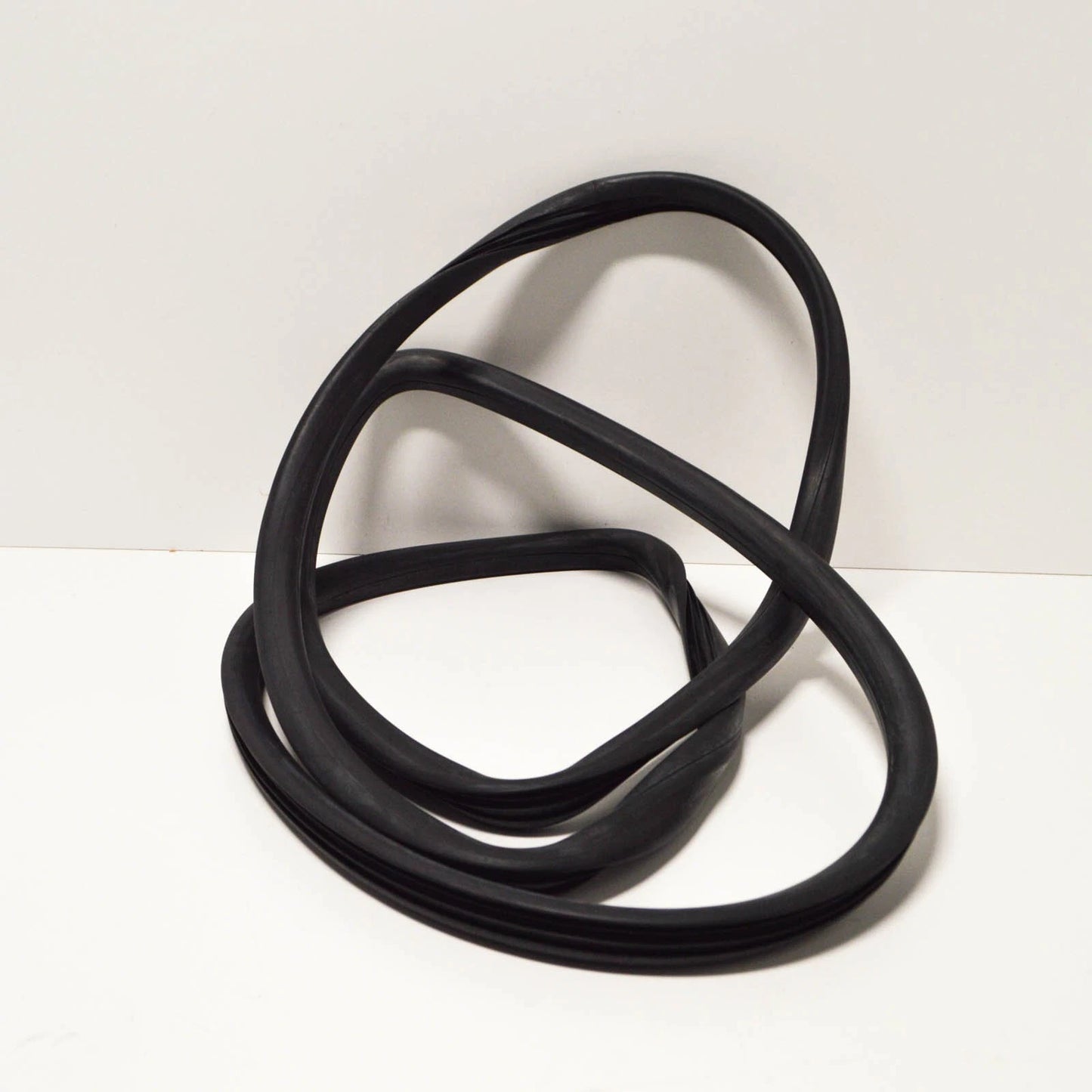 NEW MERCEDES-BENZ G W463 FRONT WINDSCREEN SEAL A4606710320 ORIGINAL