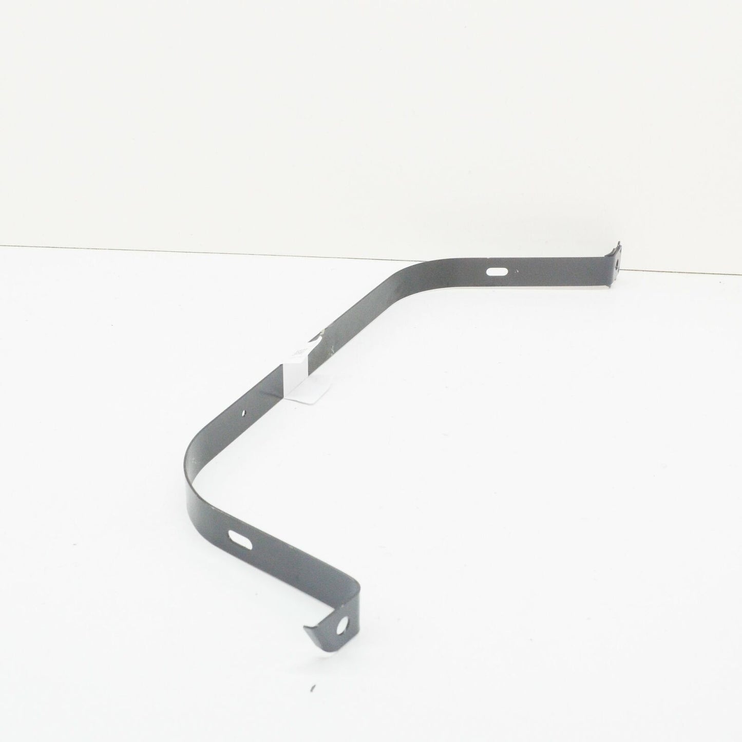 NEW AUDI A6 AVANT C6 RIGHT FUEL TANK MOUNT STRAP 4F0201654D ORIGINAL