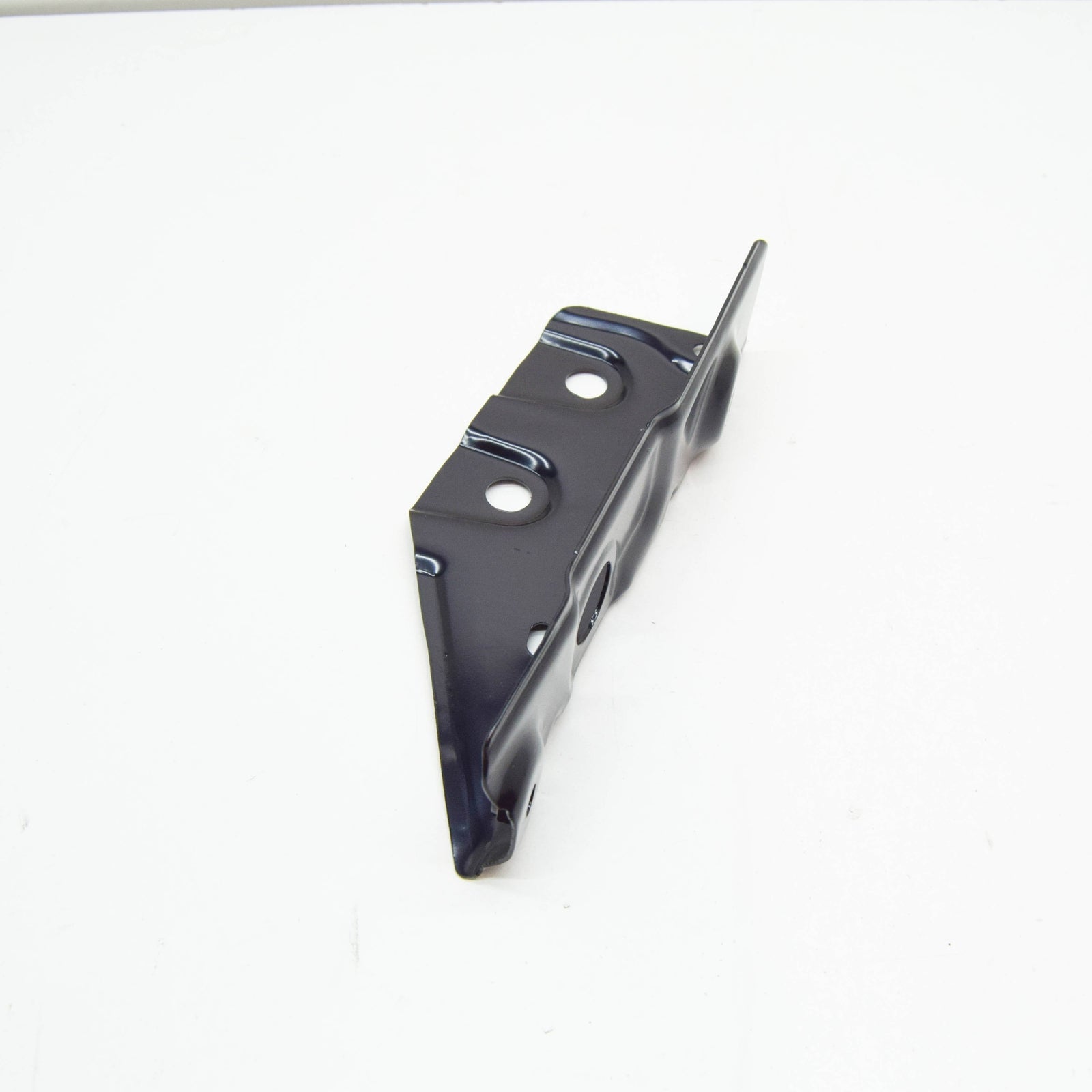 NEW AUDI A1 SPORTBACK GBA FRONT RIGHT FENDER HOLDER 82A821432 ORIGINAL
