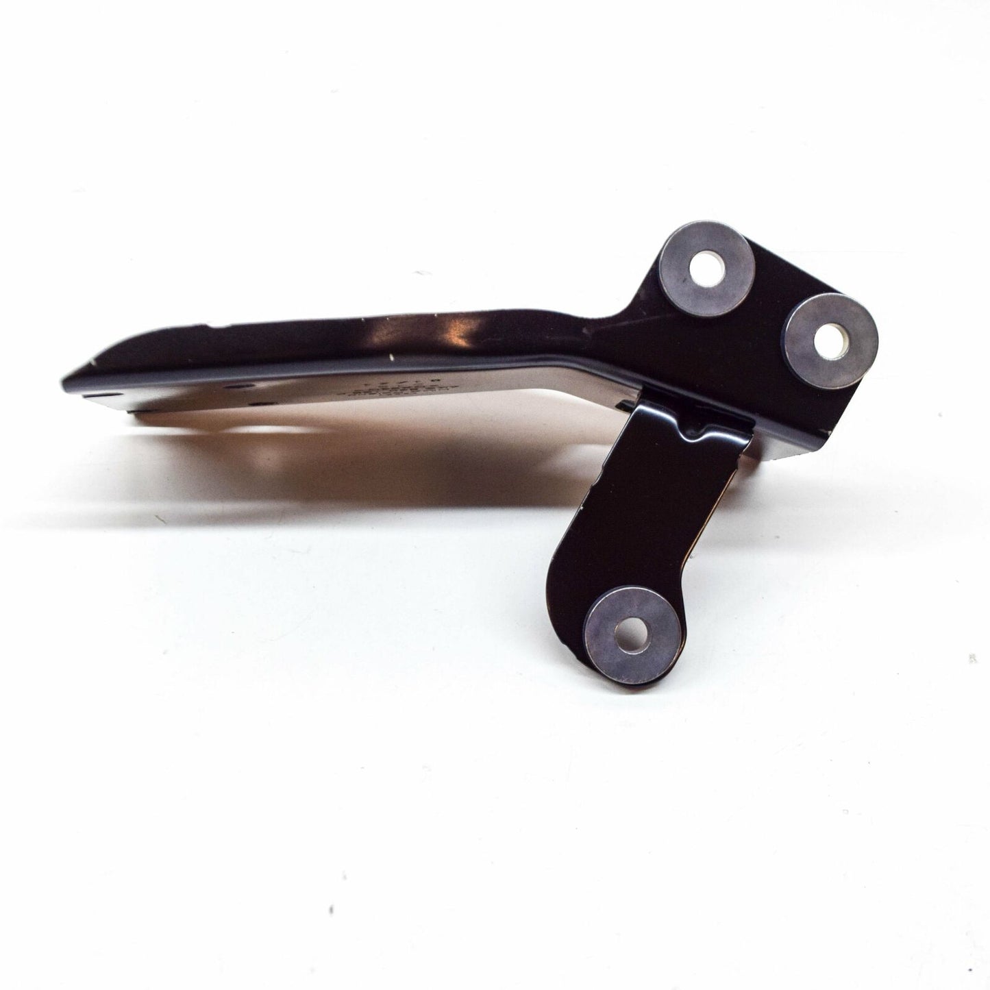 NEW AUDI E-TRON A/C EXPANSION VALVE BRACKET 4KE820196F ORIGINAL