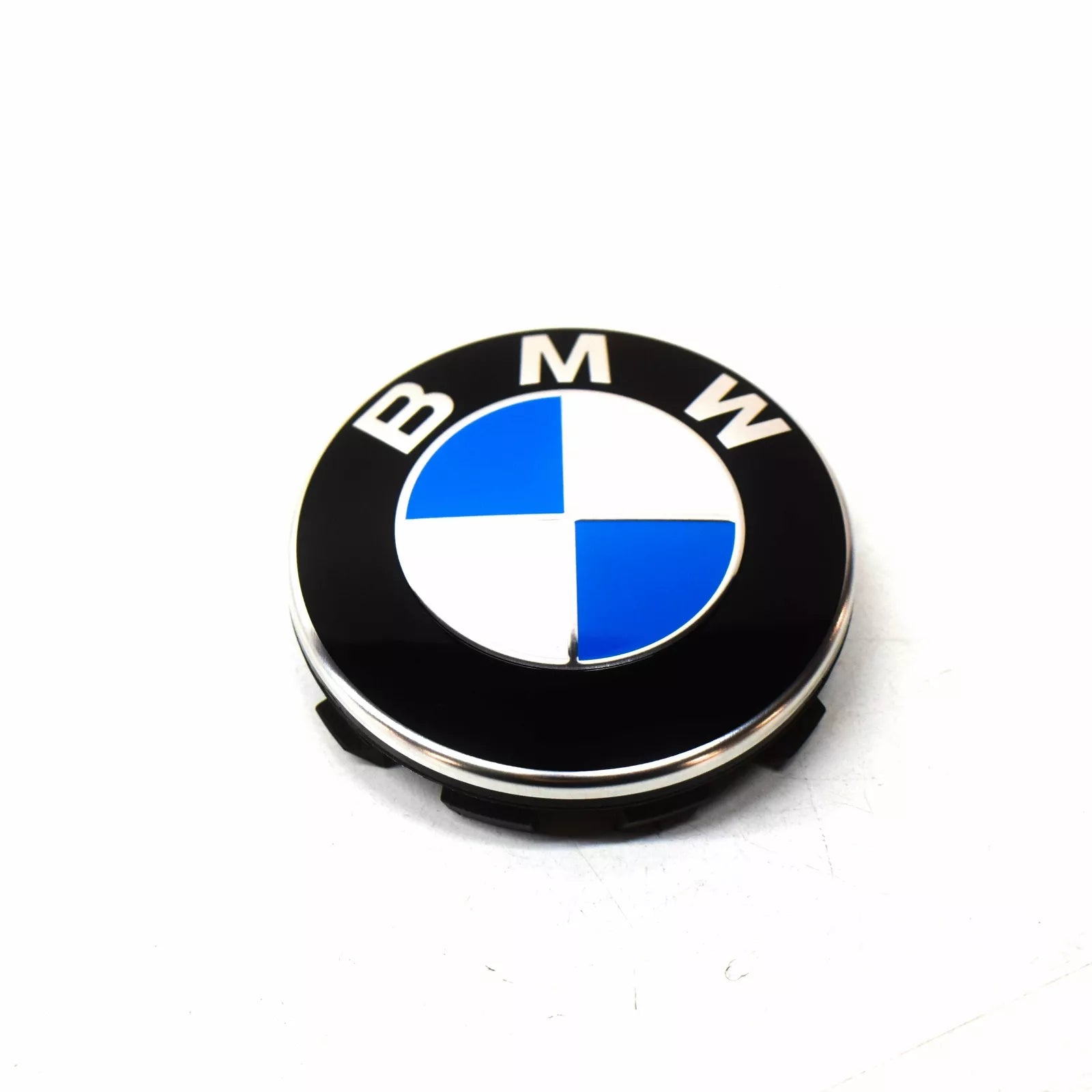 NEW BMW K61 K 1600 BAGGER 70MM FRONT FAIRING EMBLEM BADGE 46638546386 ORIGINAL