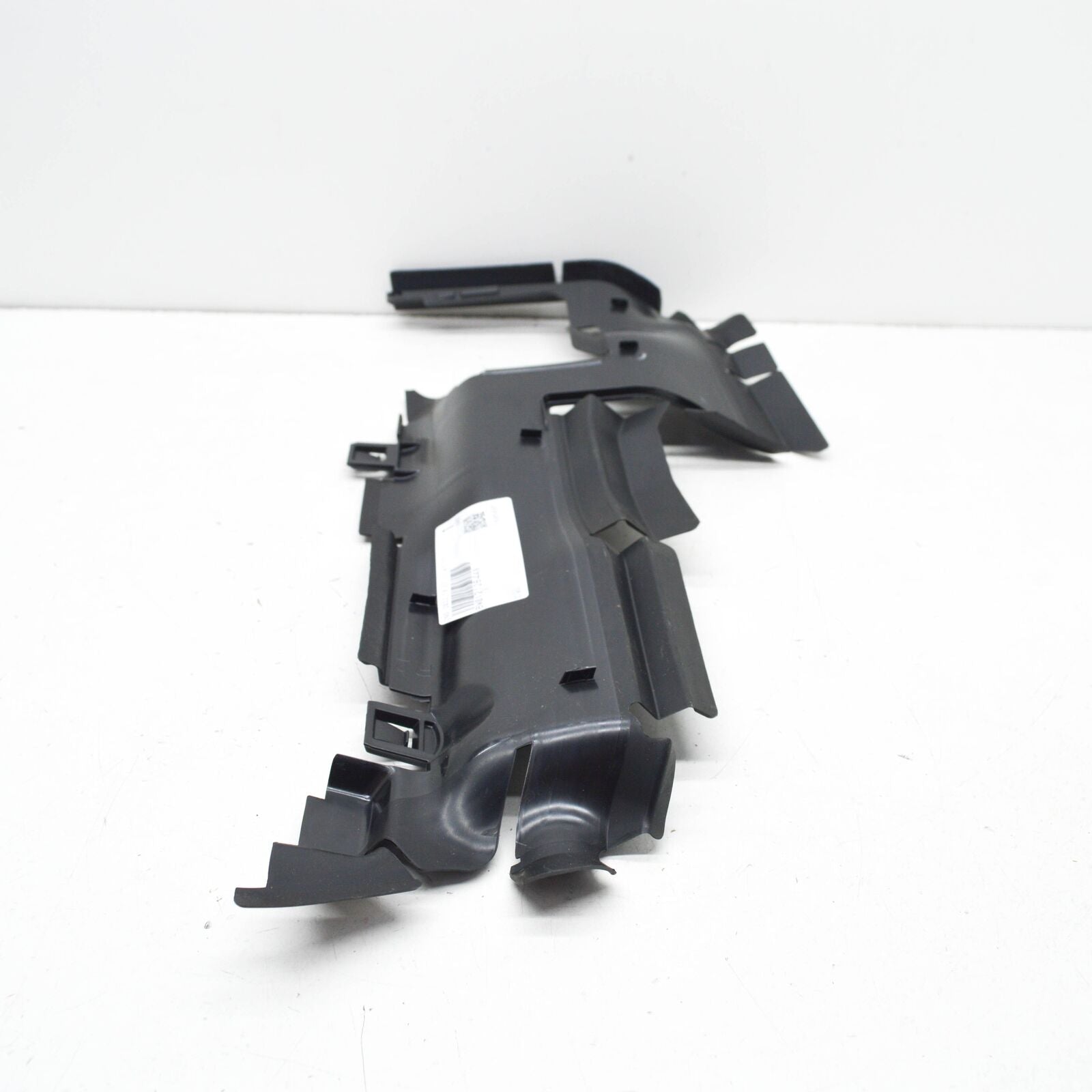 NEW AUDI A4 B9 RADIATOR FAN RIGHT AIR GUIDE 8W0121284AN ORIGINAL