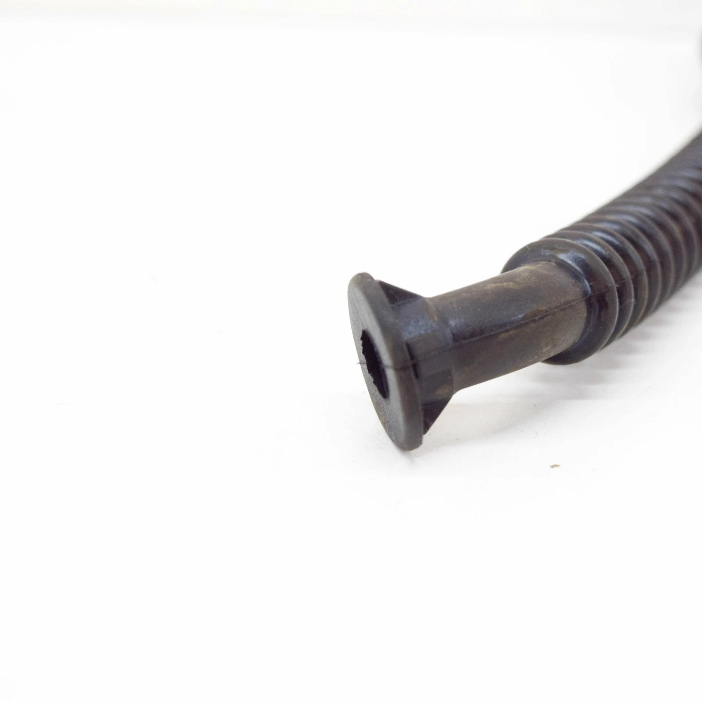 NEW AUDI TT 8J REAR SPOILER RIGHT WATER DRAINAGE HOSE 8J0827430 ORIGINAL