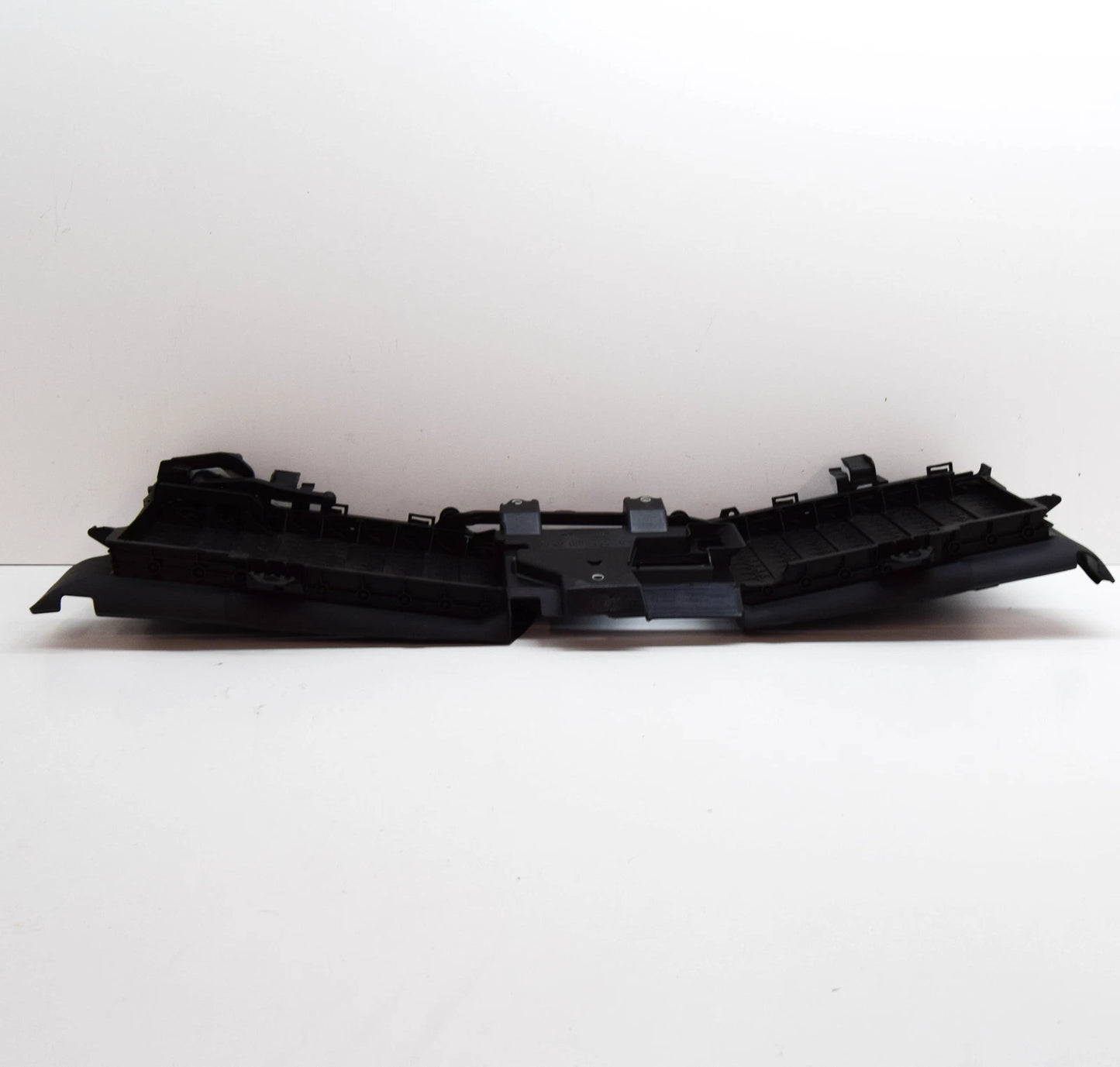 NEW MB S W222 RADIATOR RIGHT AIR REGULATION SYSTEM A2225007200 ORIGINAL