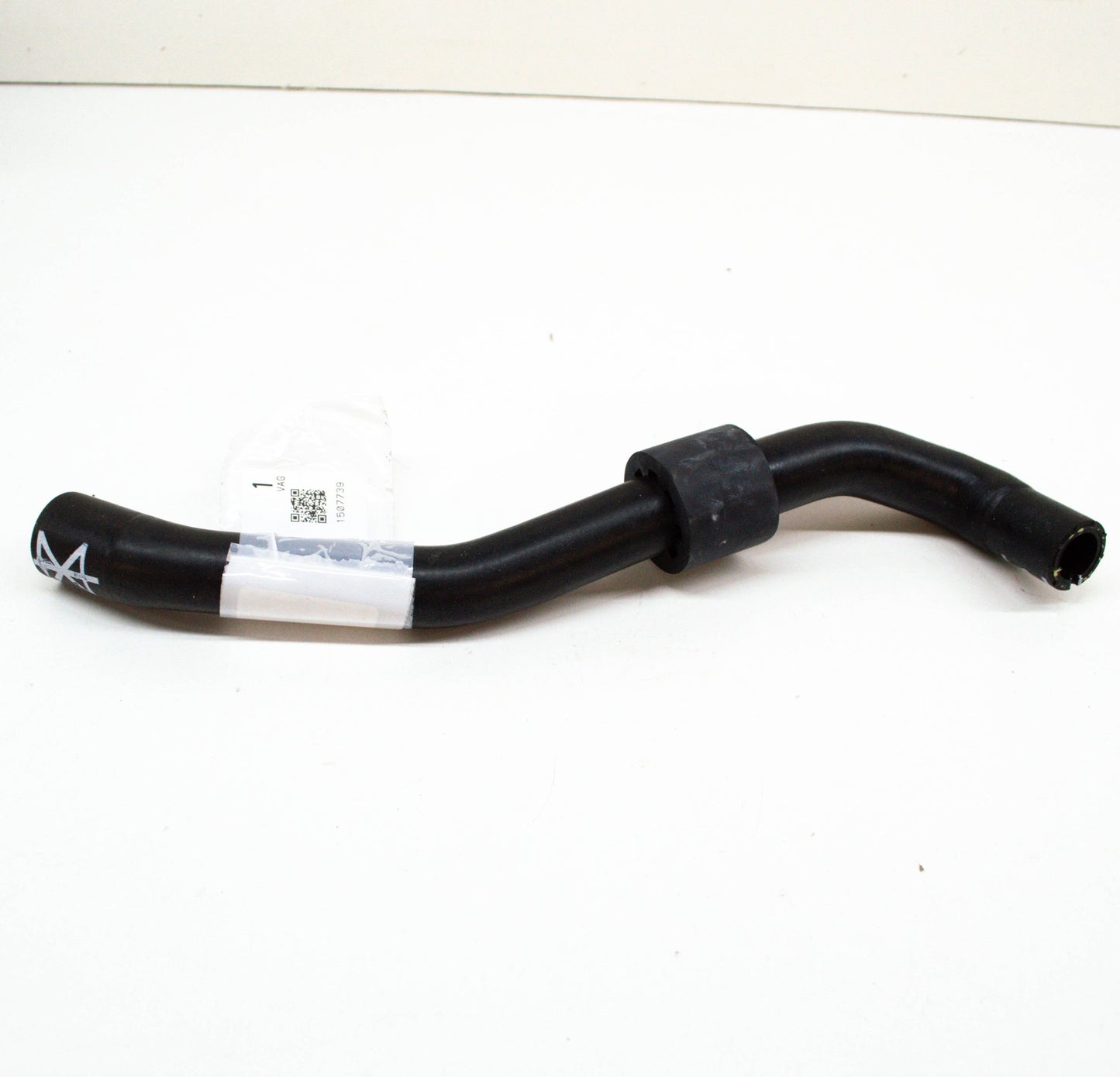 NEW AUDI A3 8V COOLANT HOSE 5Q0122109J ORIGINAL