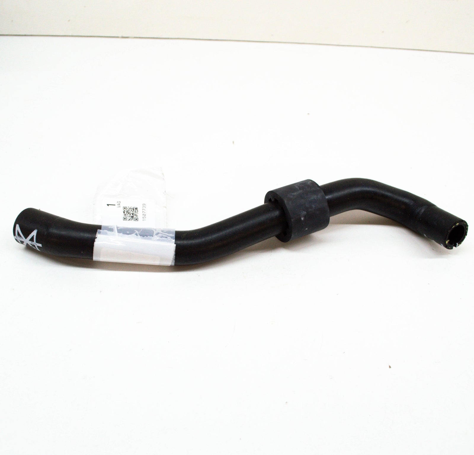 NEW AUDI A3 8V COOLANT HOSE 5Q0122109J ORIGINAL