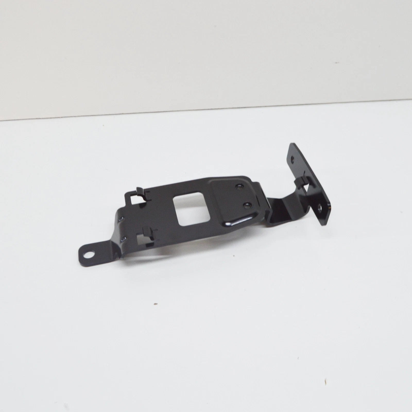 NEW BMW M4 G82 FRONT DISTANCE SENSOR MOUNT BRACKET 66318099608 8099608 ORIGINAL