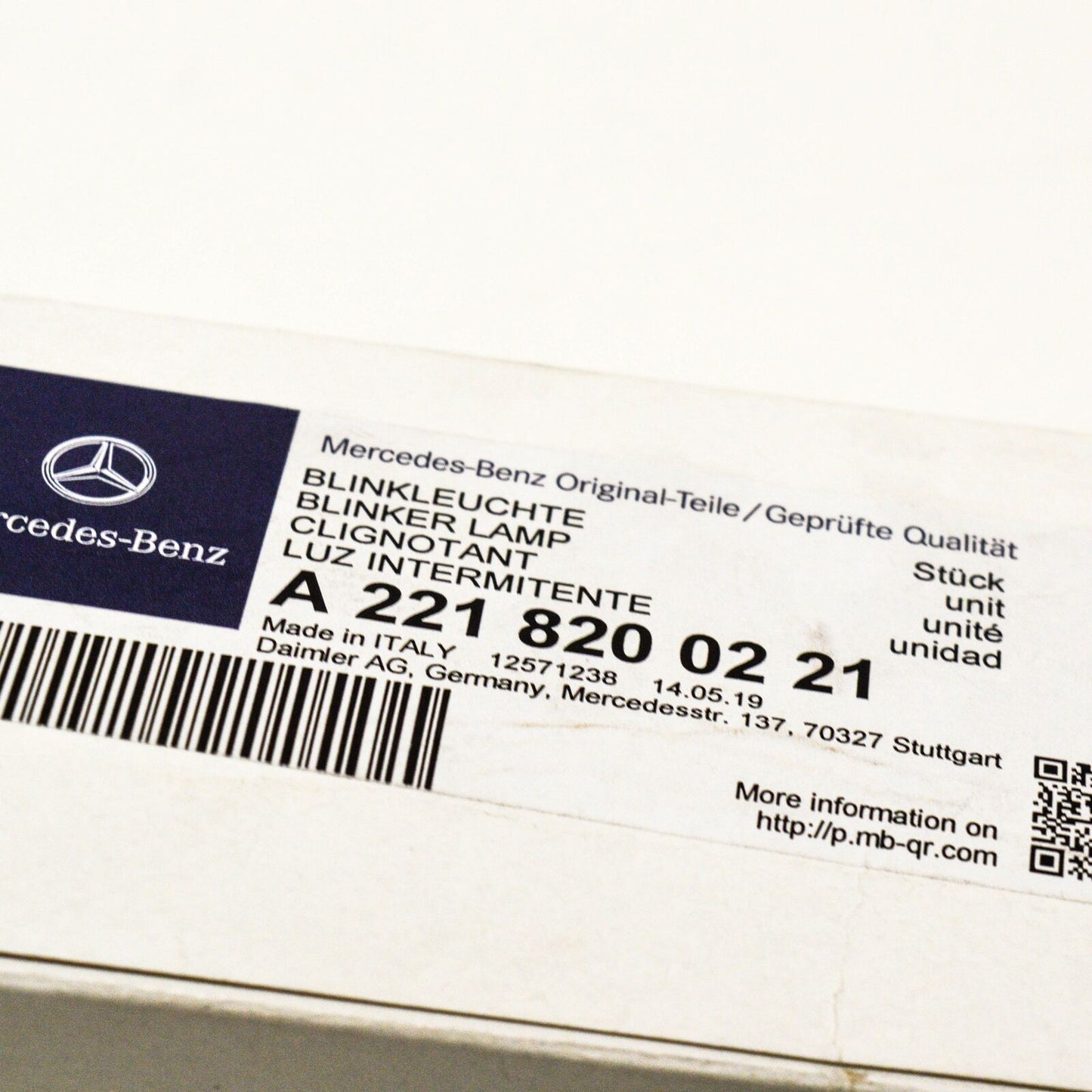 NEW MERCEDES-BENZ S-CLASS W221 FRONT RIGHT TURN INDICATOR A2218200221 ORIGINAL