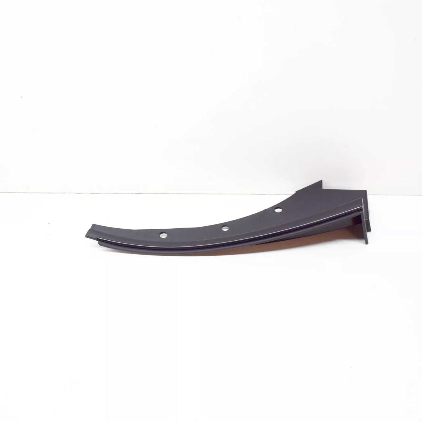 NEW BMW M3 E30 REAR RIGHT WHEEL HOUSING COVER 51711961930 ORIGINAL