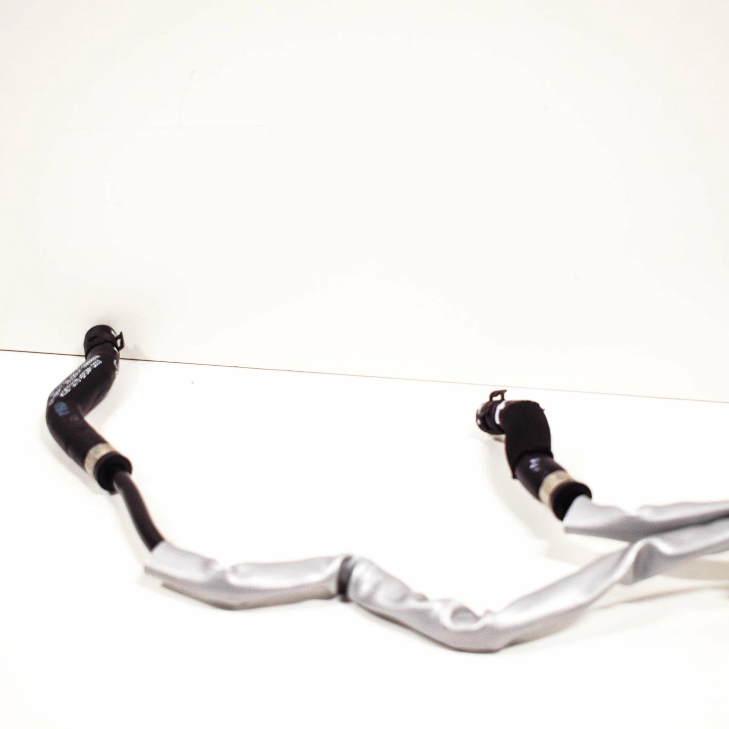 NEW MERCEDES BENZ GLC X253 VENT LINE A2535017000